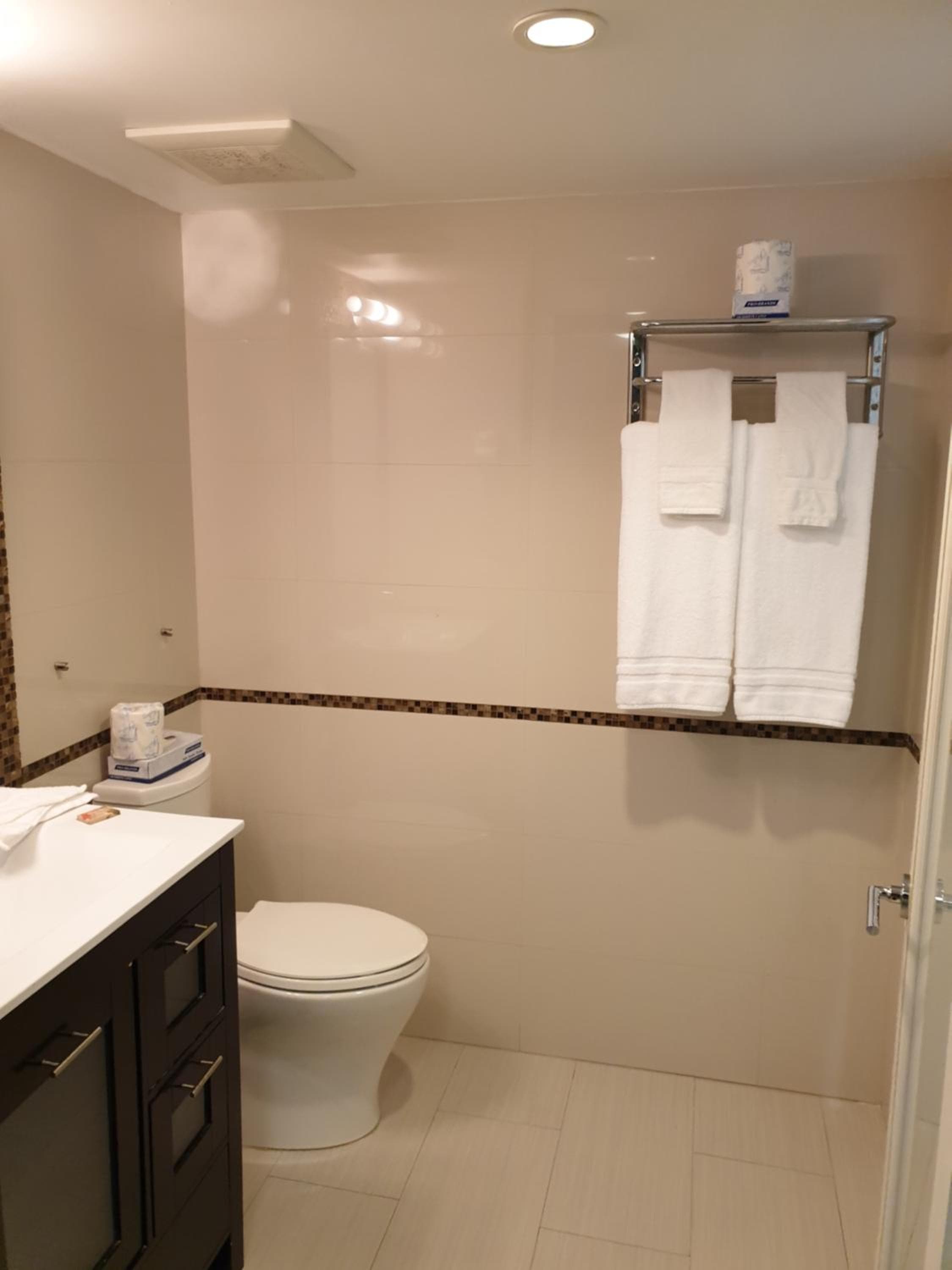 Hotel Chateaubleau — 14