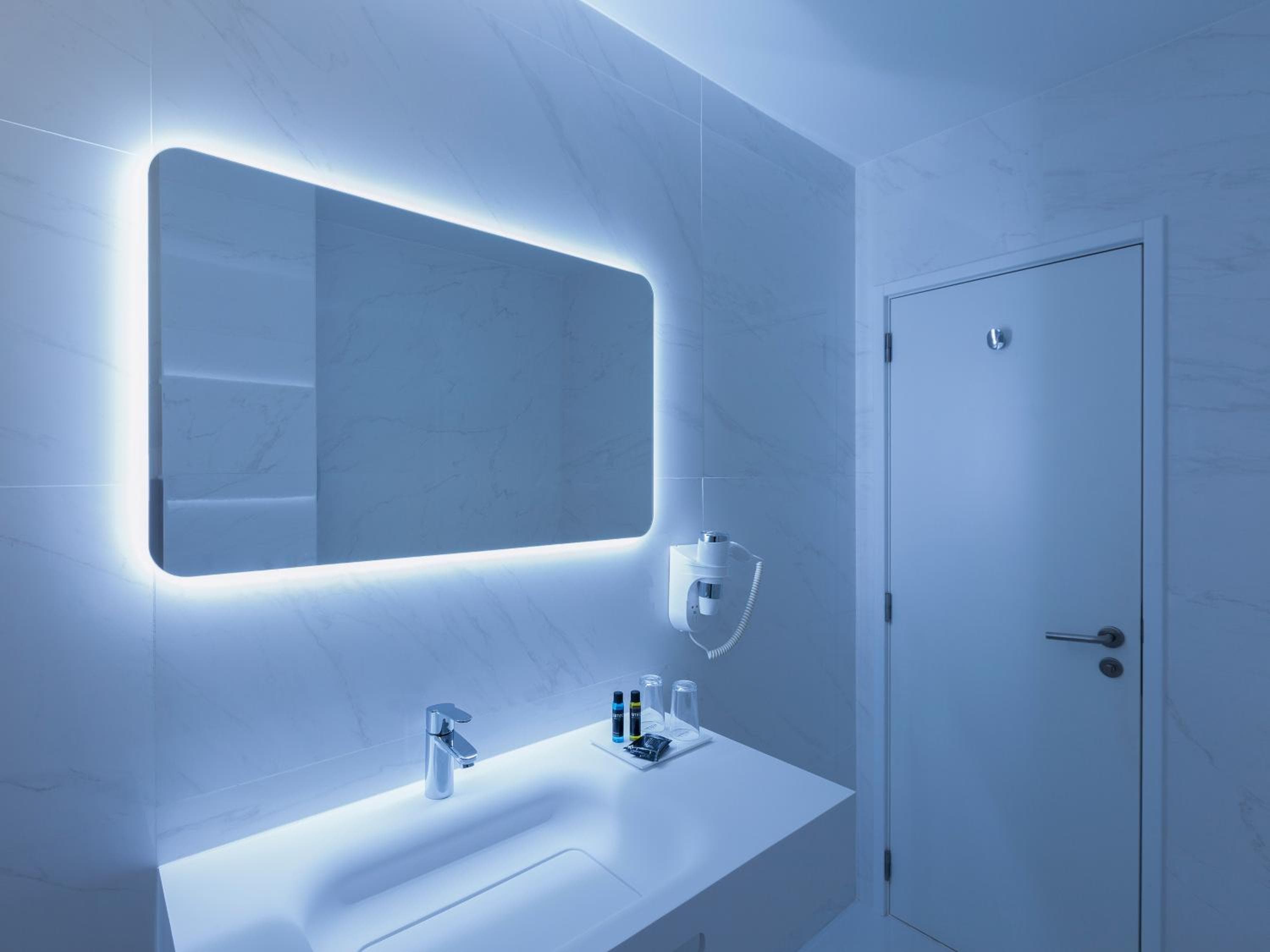 Lutecia Smart Design Hotel — 2