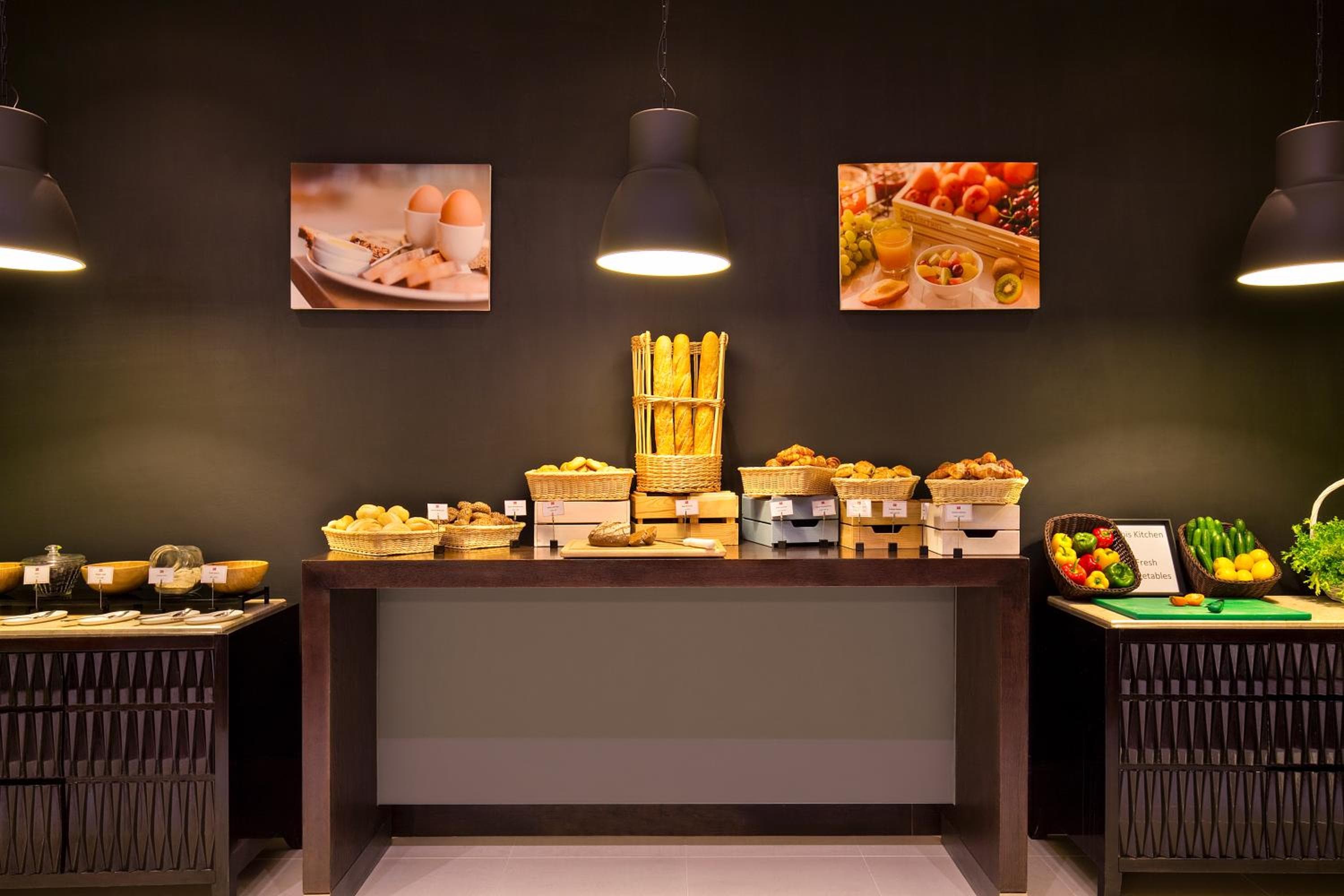 ibis Dubai Al Rigga — 6