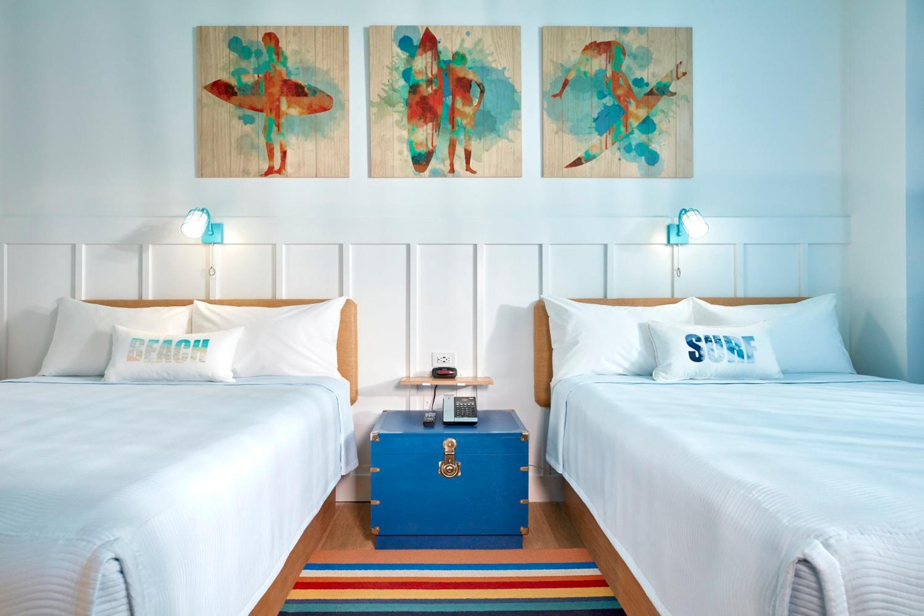 Universal's Endless Summer Resort - Surfside Inn and Suites — 26