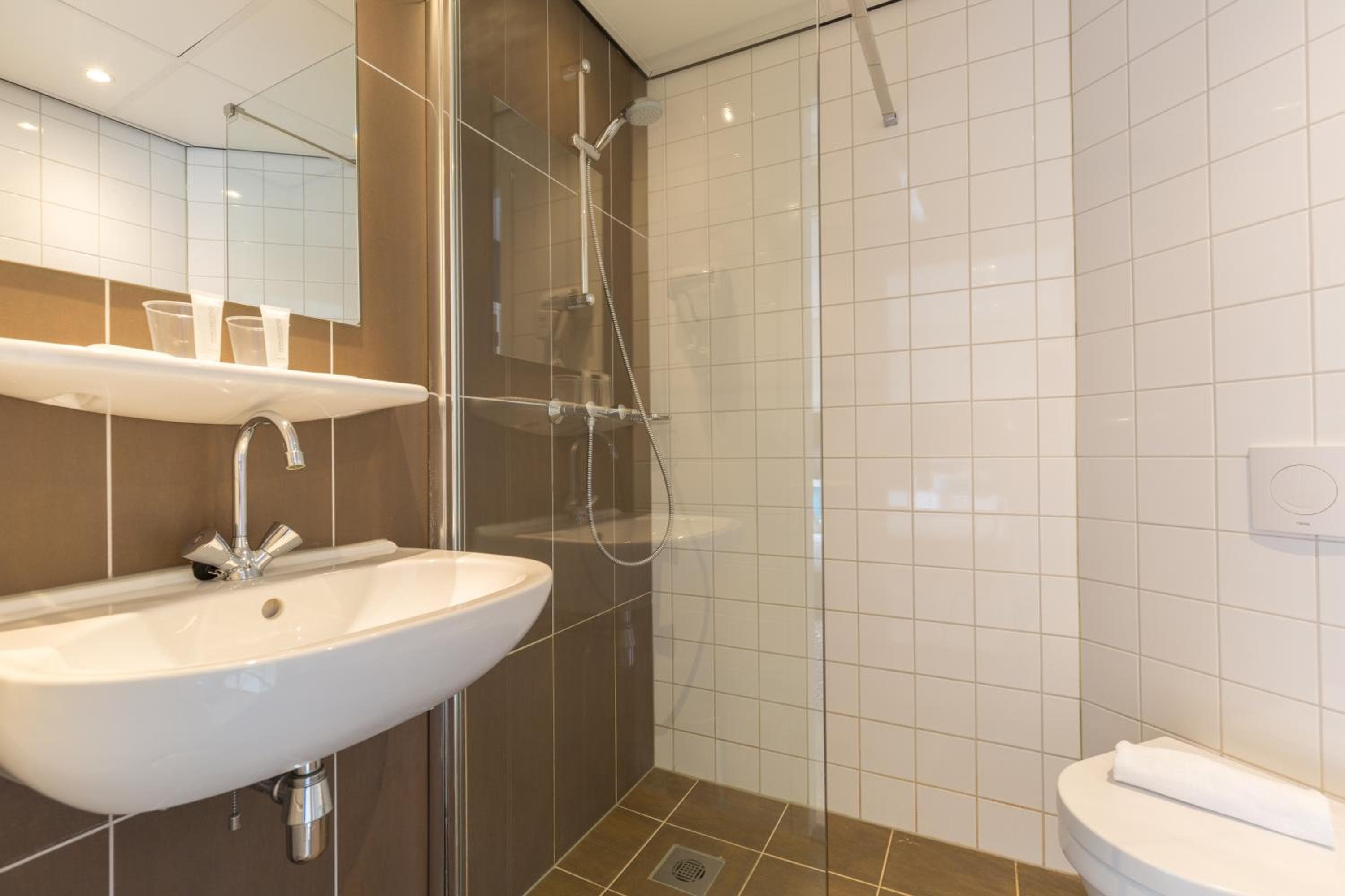 Westlake Hotels Amsterdam — 9