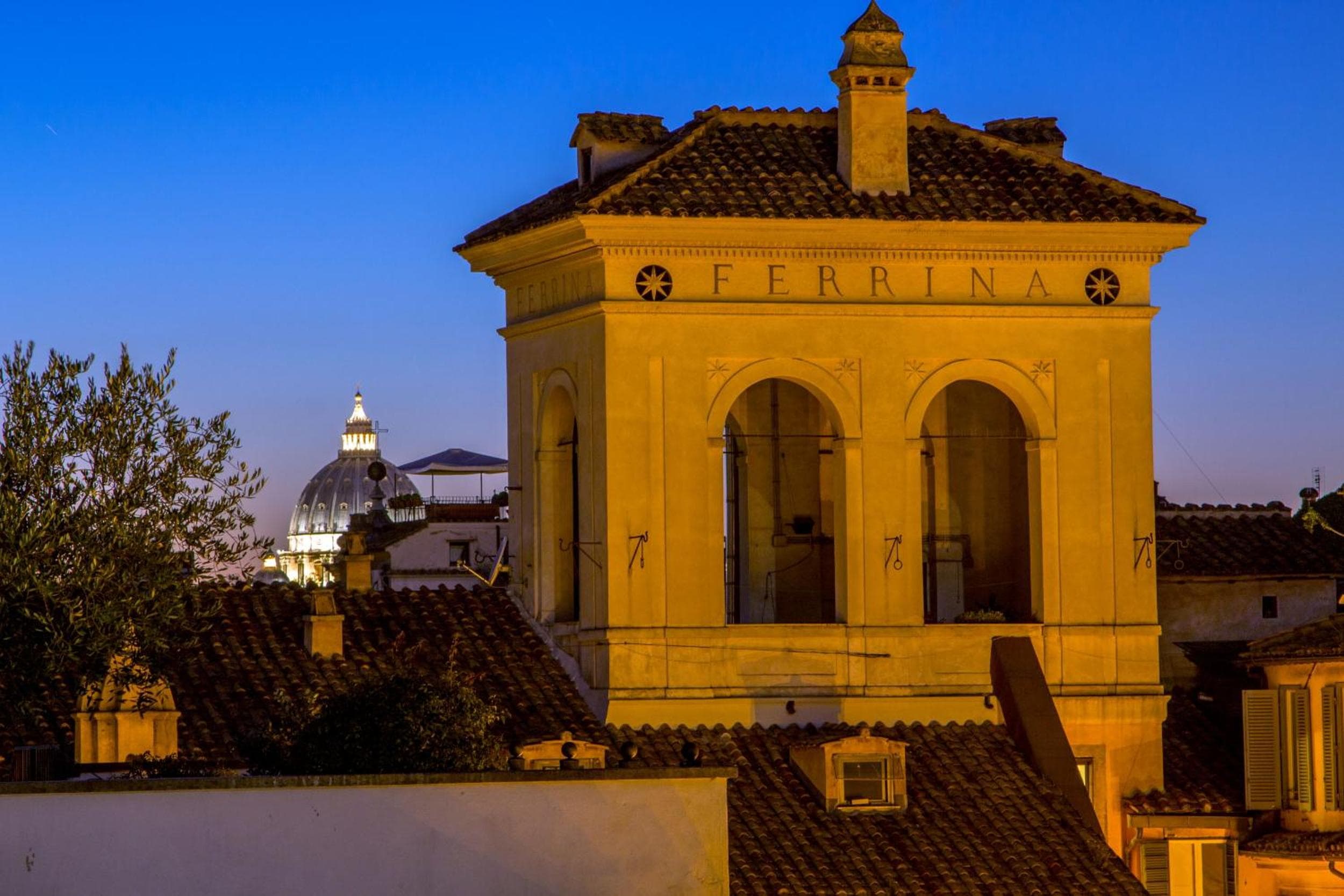 9Hotel Cesari — 1