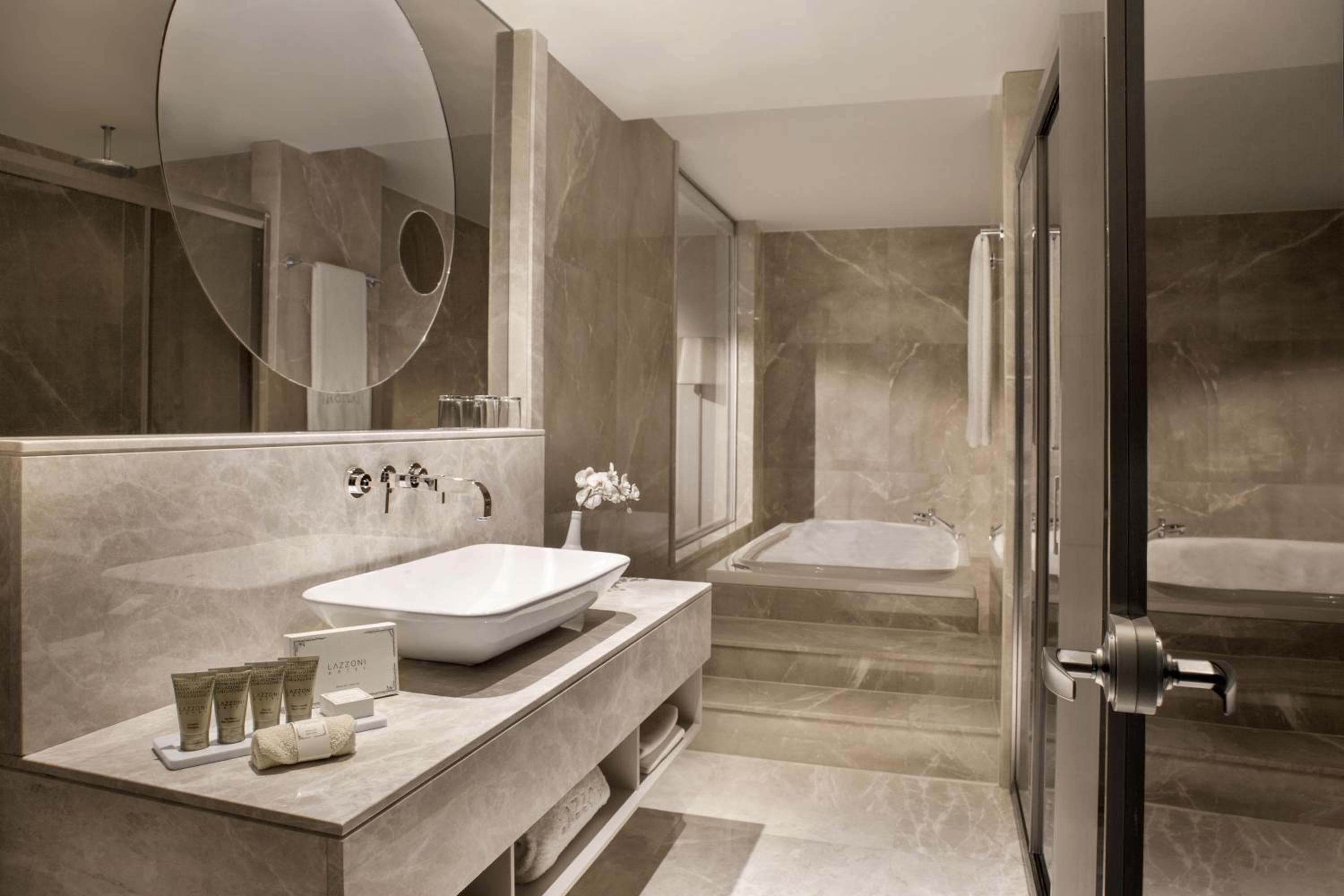 Lazzoni Hotel — 24