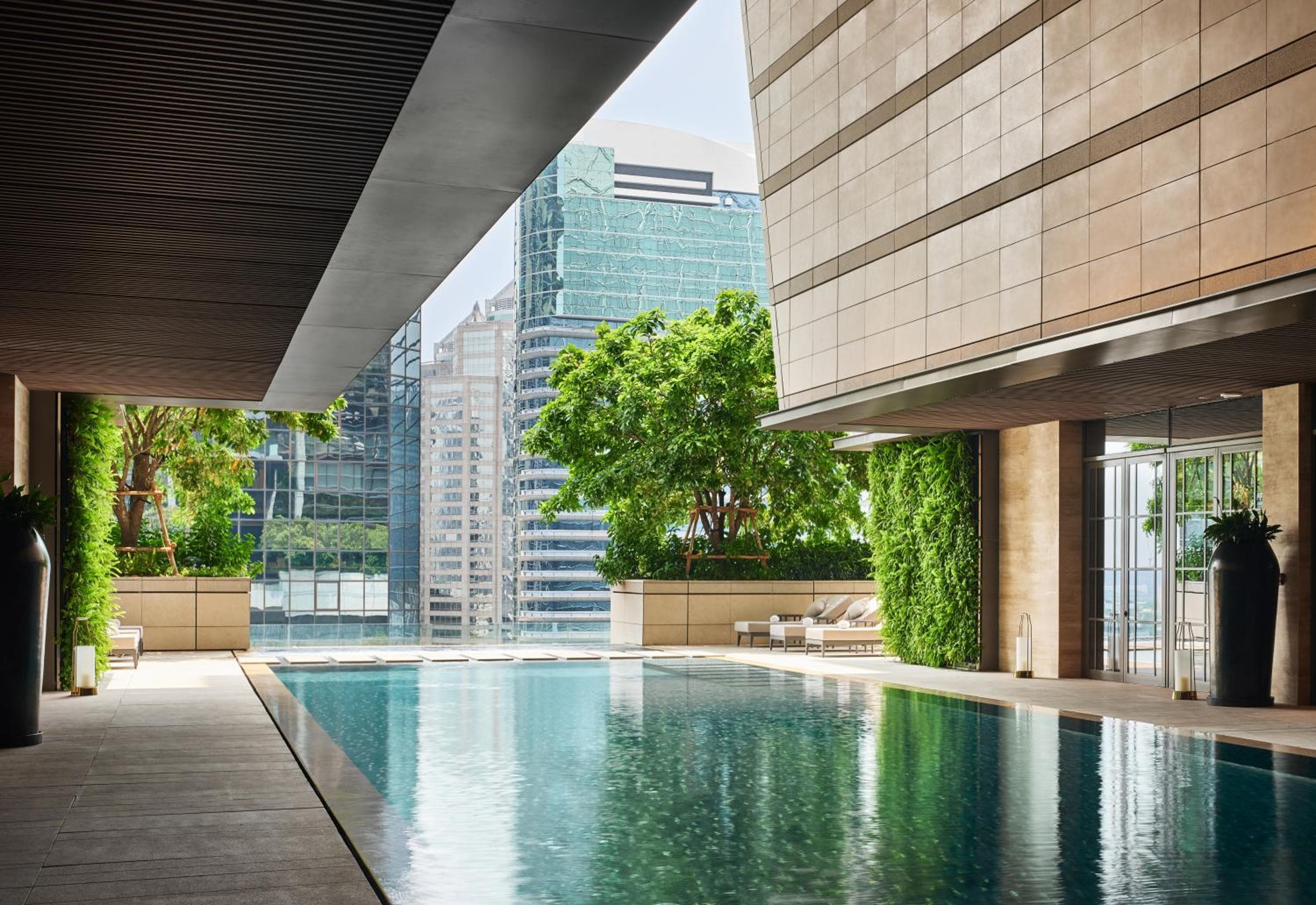 Rosewood Bangkok — 28