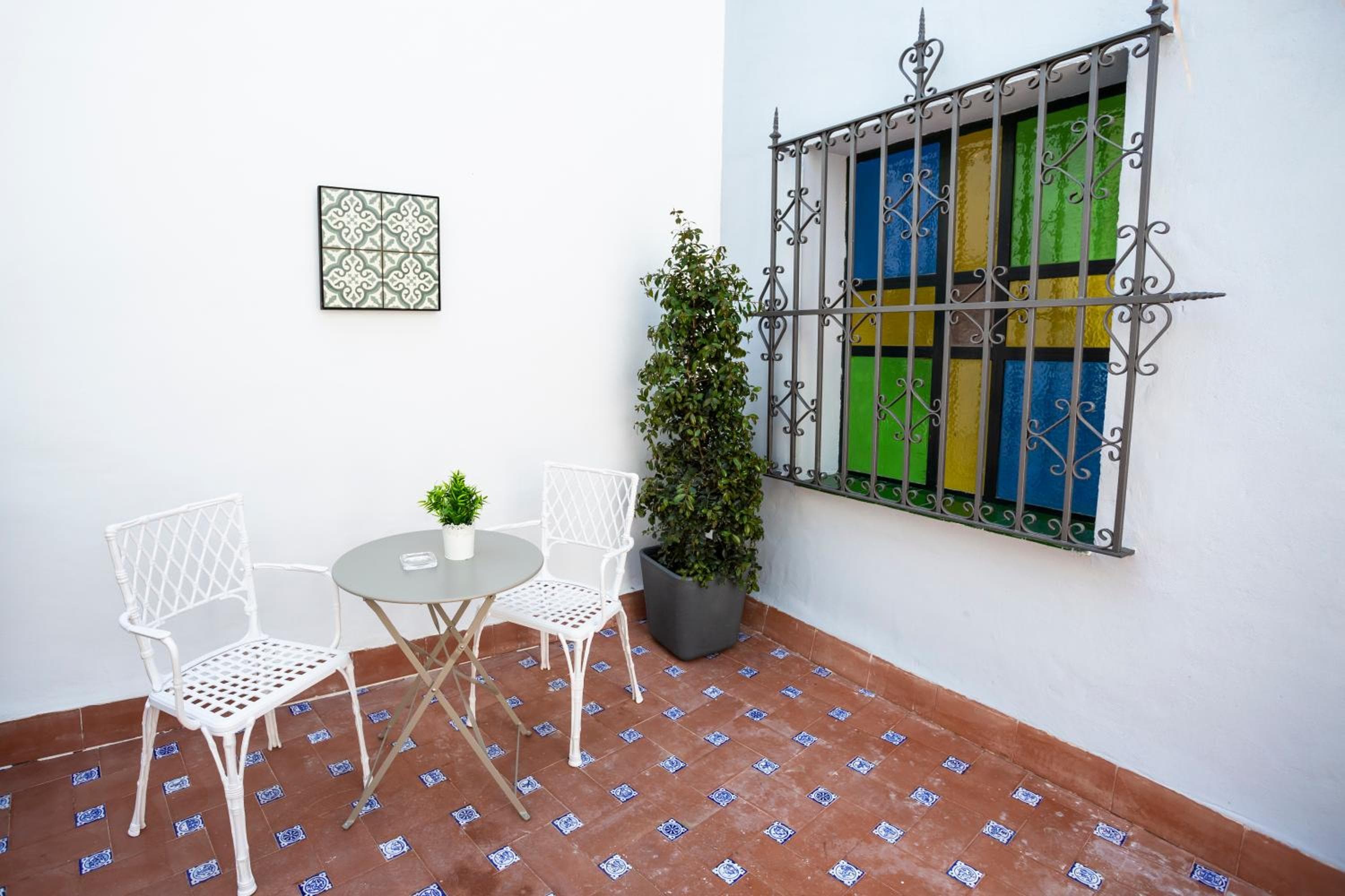 Basic Hotel Cattedrale di Siviglia — 8