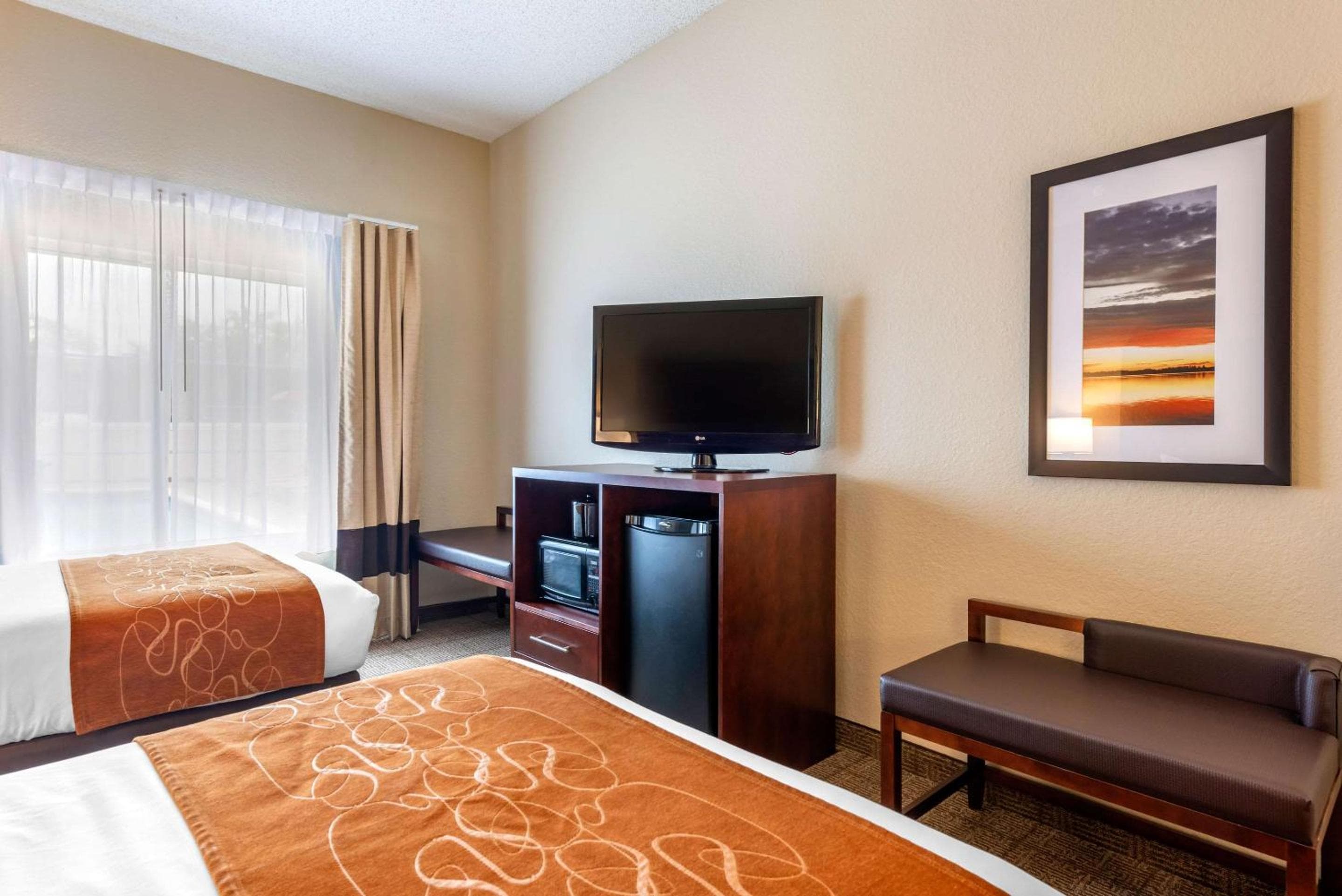 Comfort Suites Innenstadt — 9