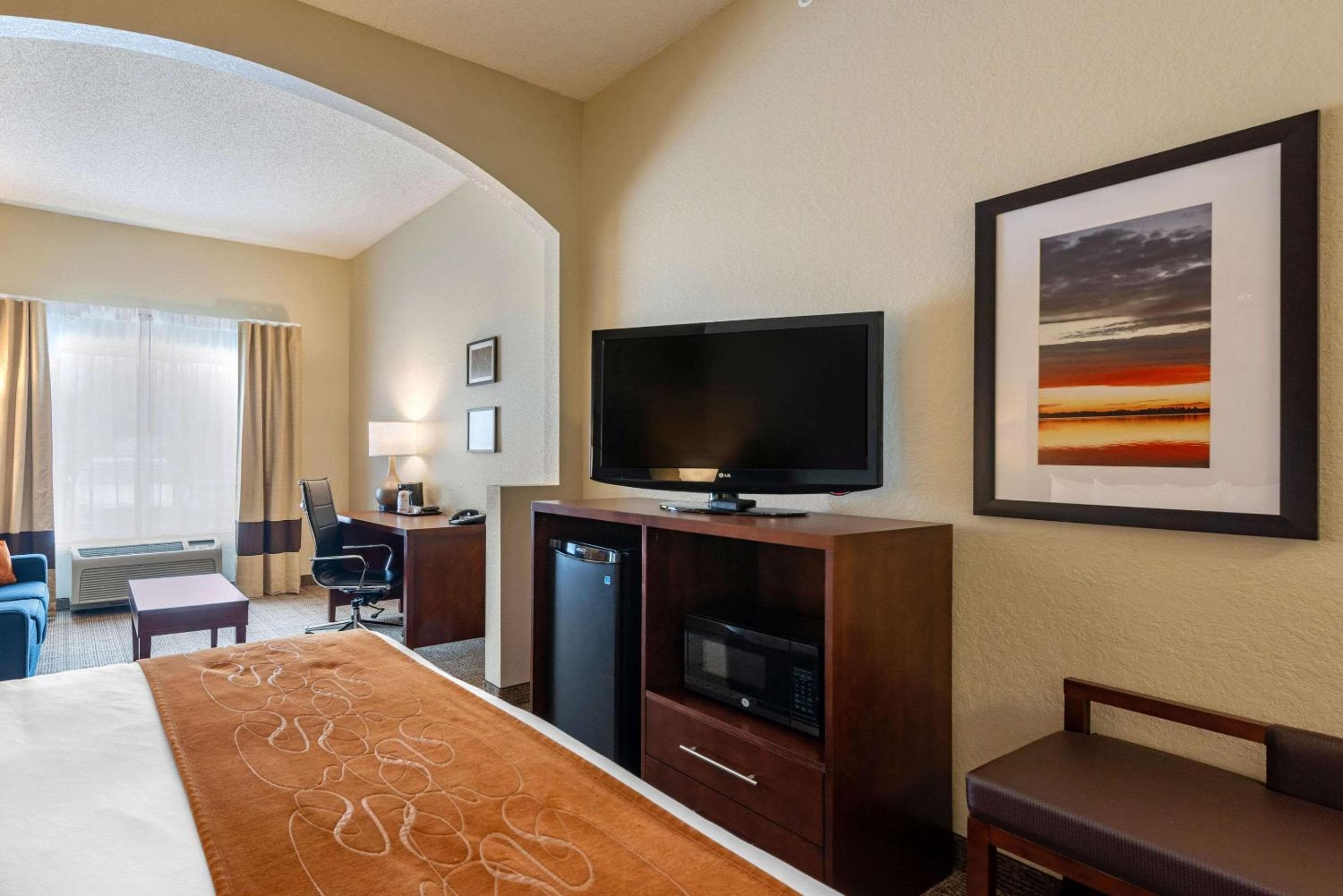 Comfort Suites Innenstadt — 13