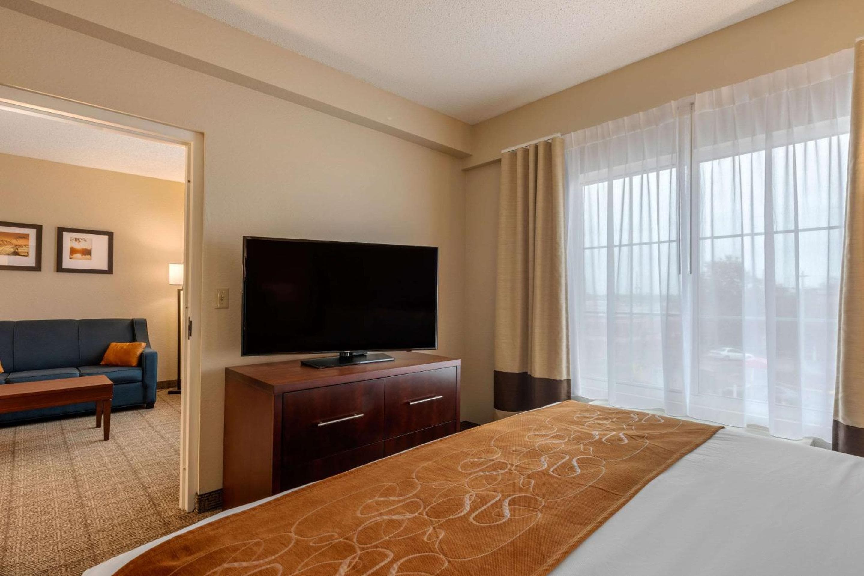 Comfort Suites Innenstadt — 23