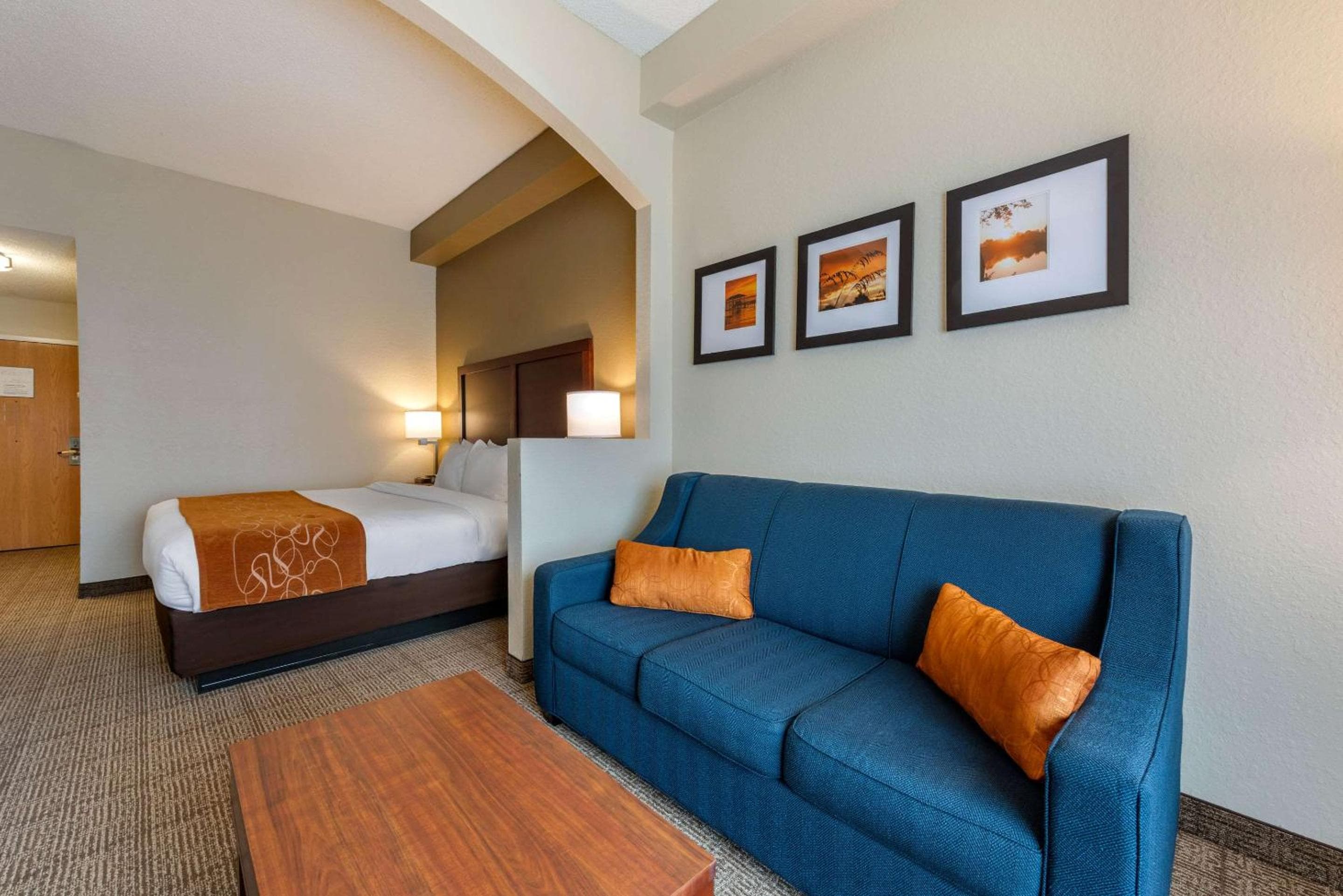 Comfort Suites Innenstadt — 15