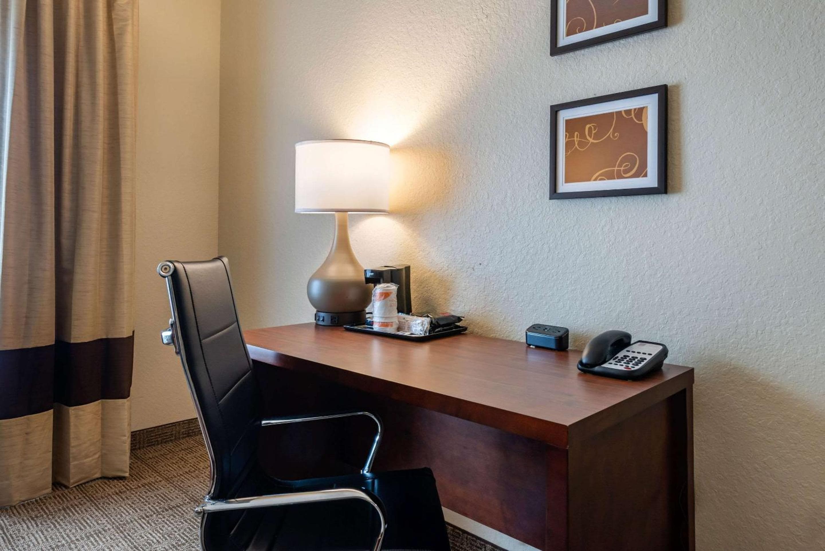 Comfort Suites Innenstadt — 14