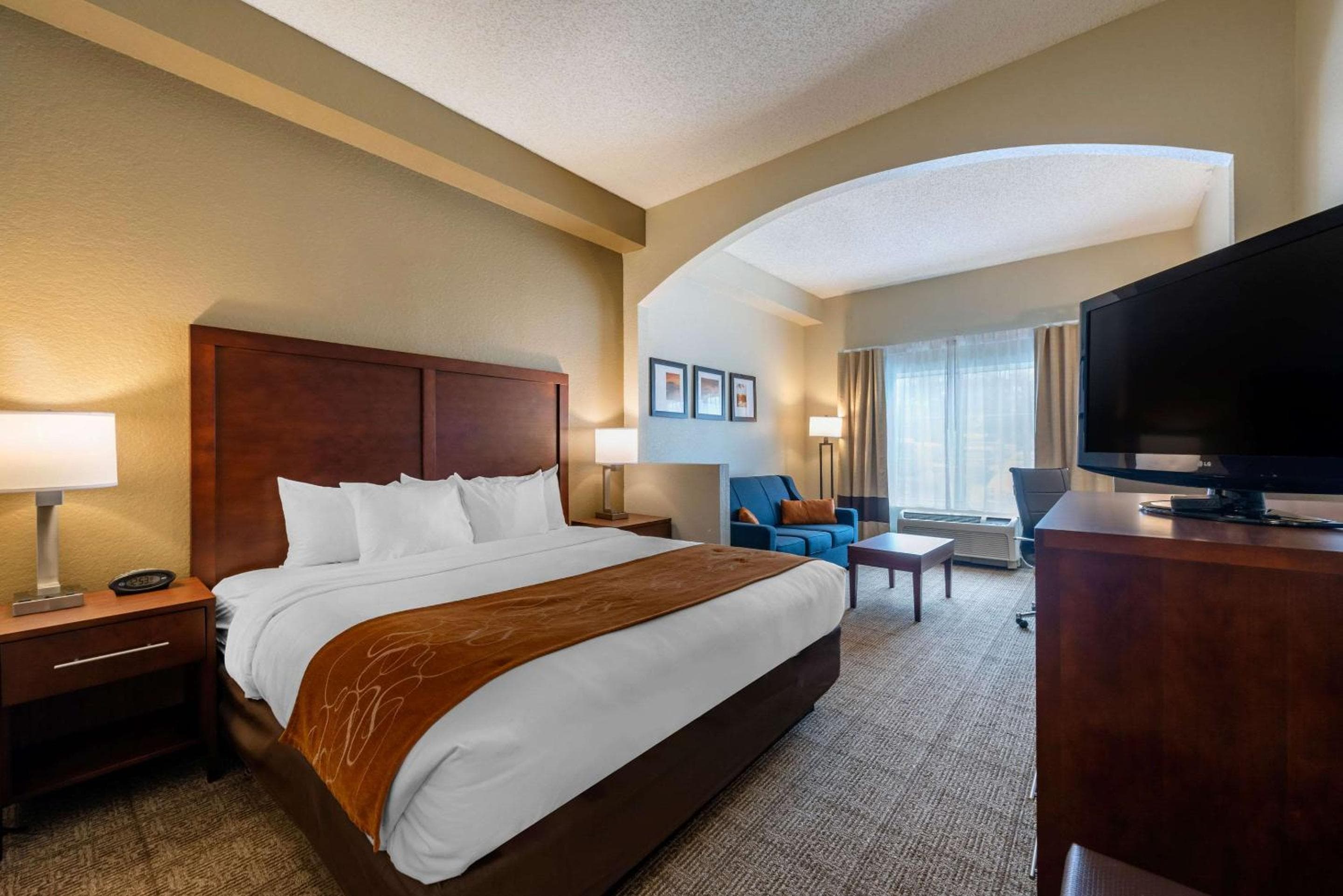 Comfort Suites Innenstadt — 12