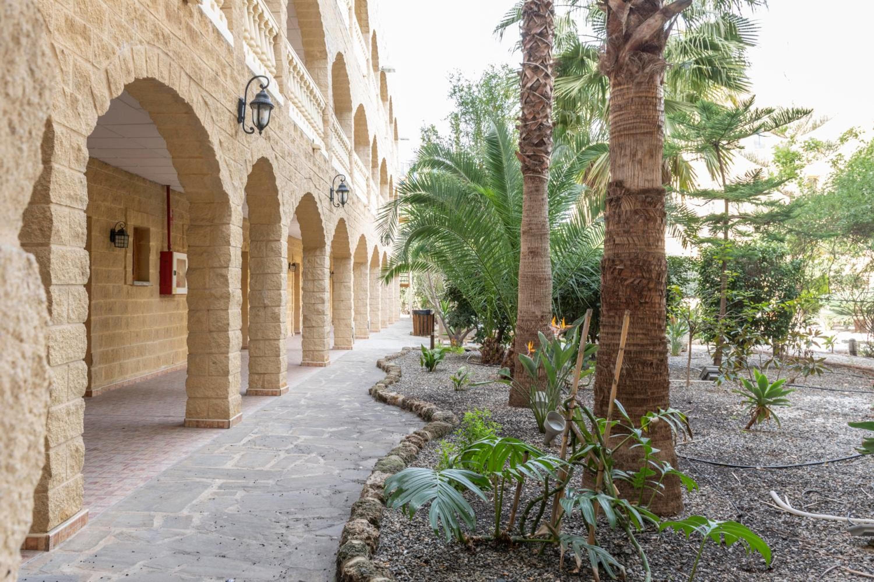 Hotel Plaza Del Castillo — 5