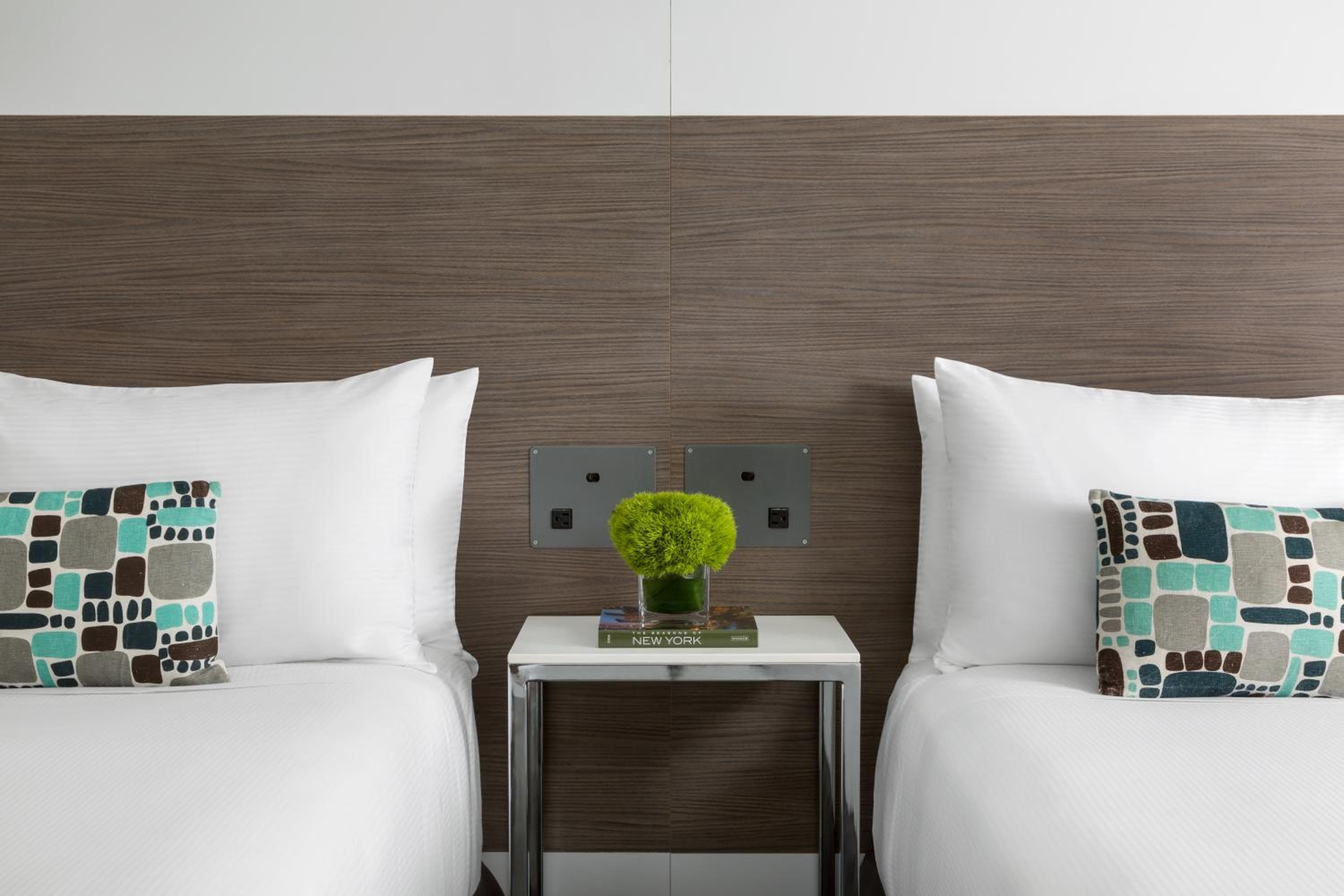 Paramount Times Square - A Generator Hotel — 16