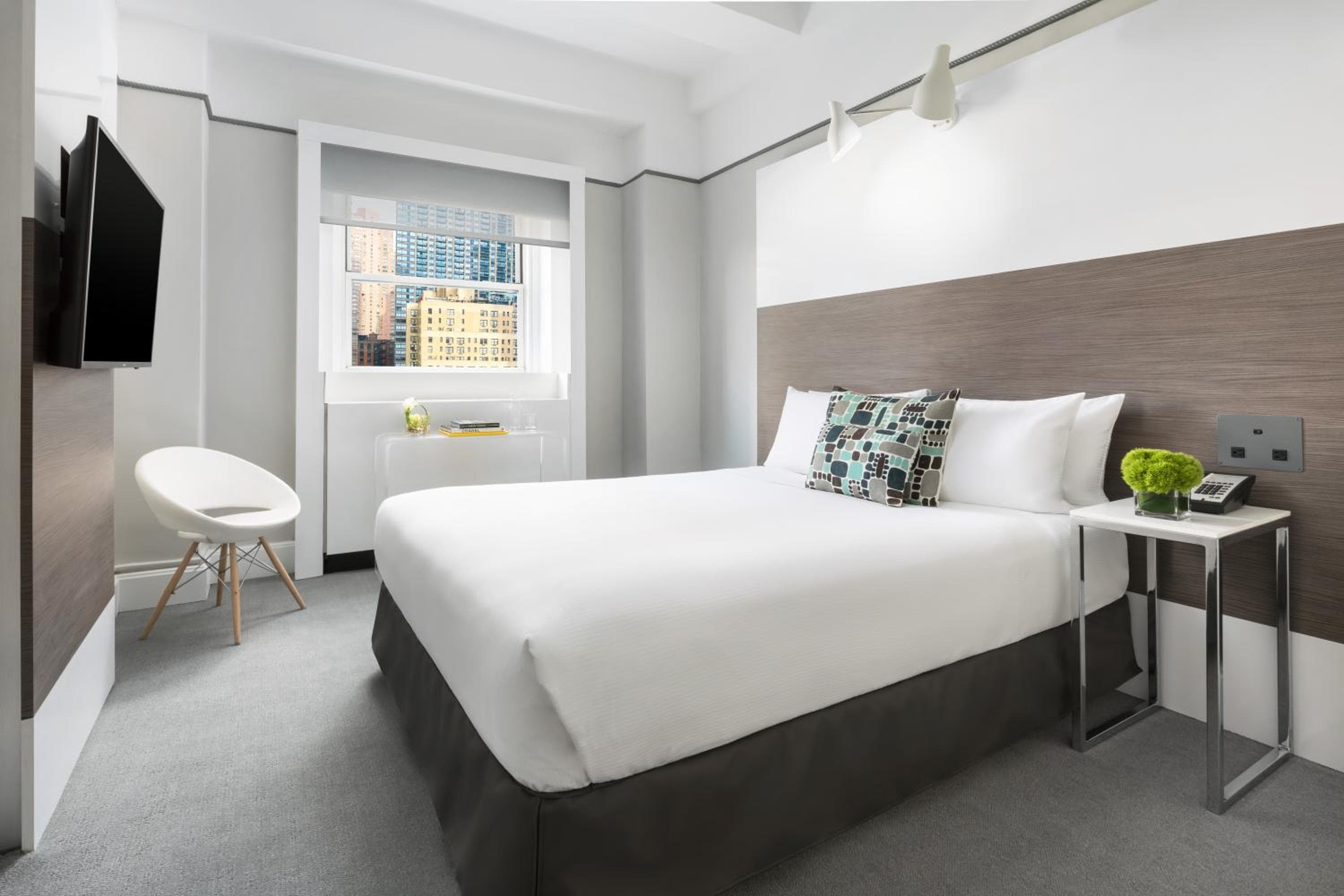 Hotel Paramount Times Square — 29
