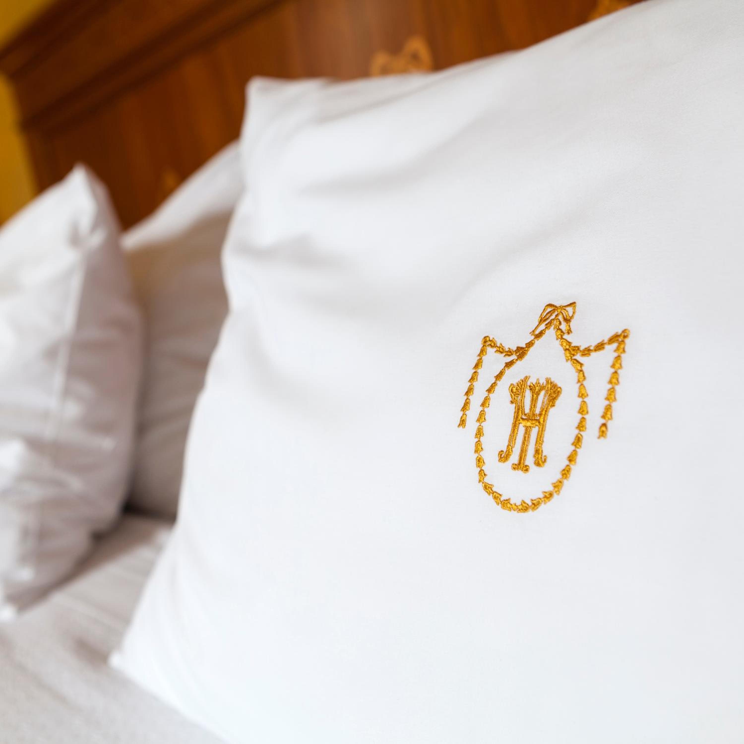 Hotel Inglaterra — 13
