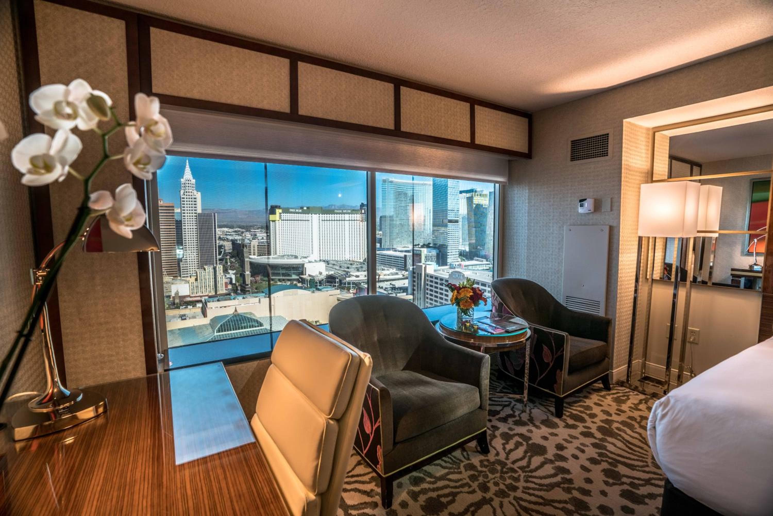 Grand Hotel — 21