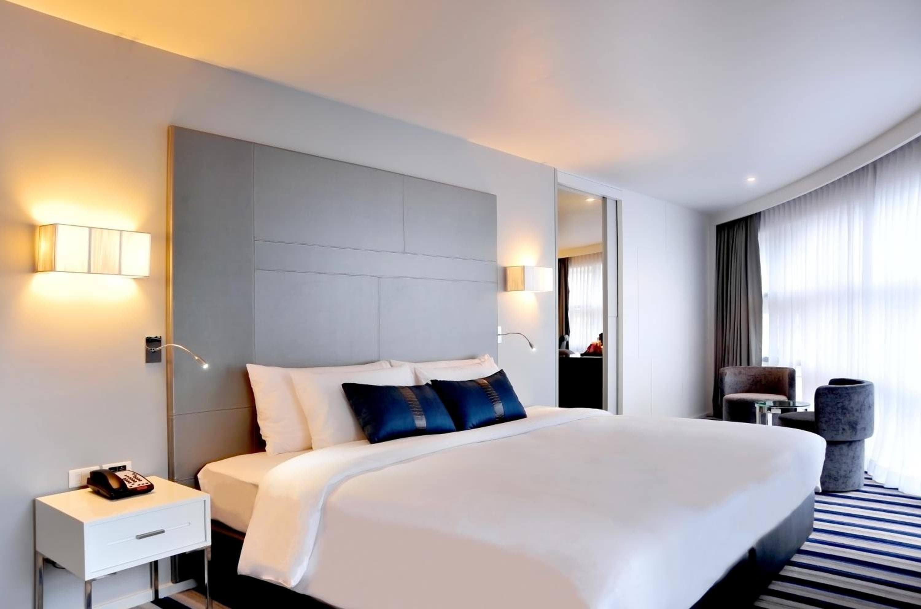 Best Western Sukhumvit 20 — 27