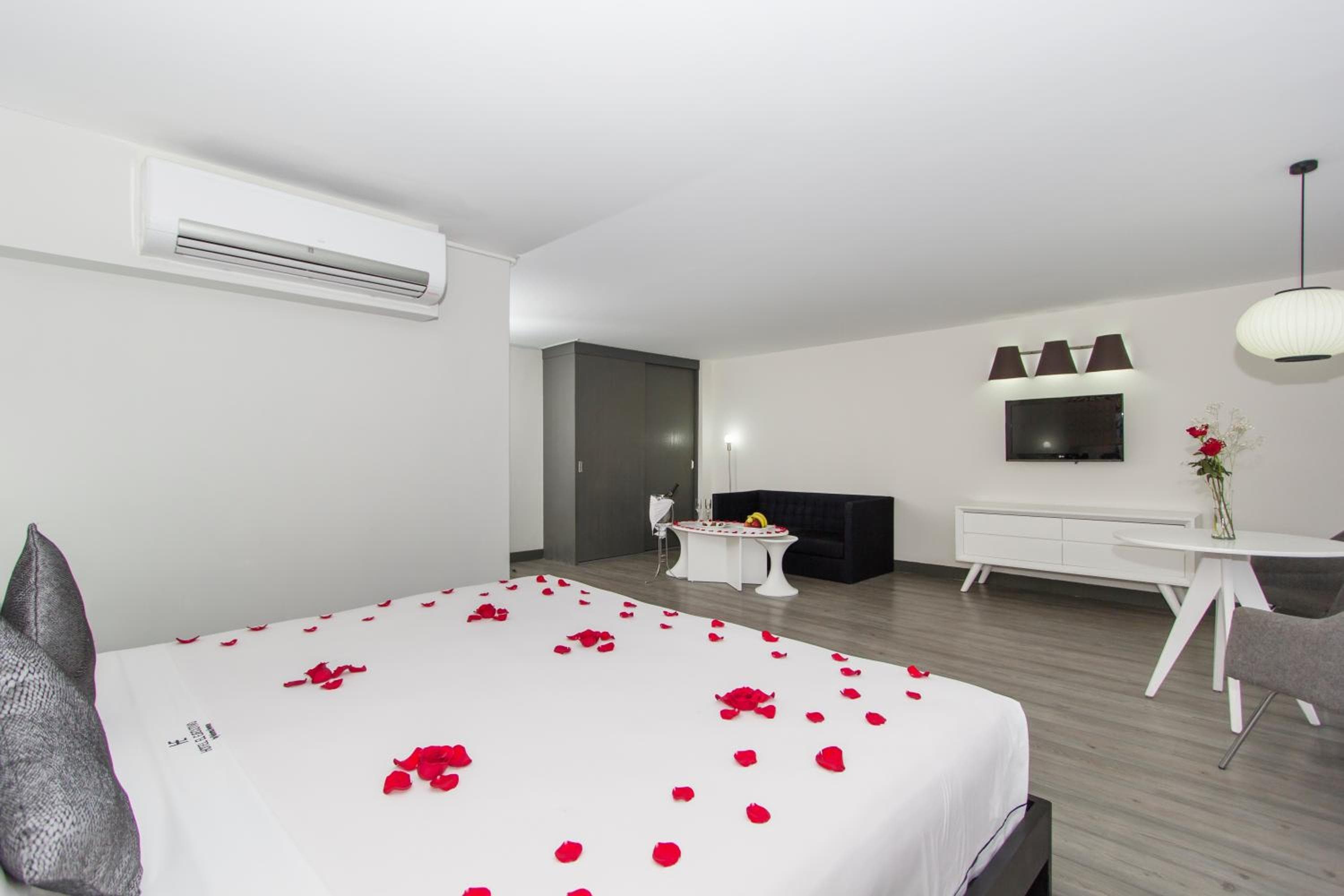 Hotel El Ejecutivo an der Reforma Avenue — 30