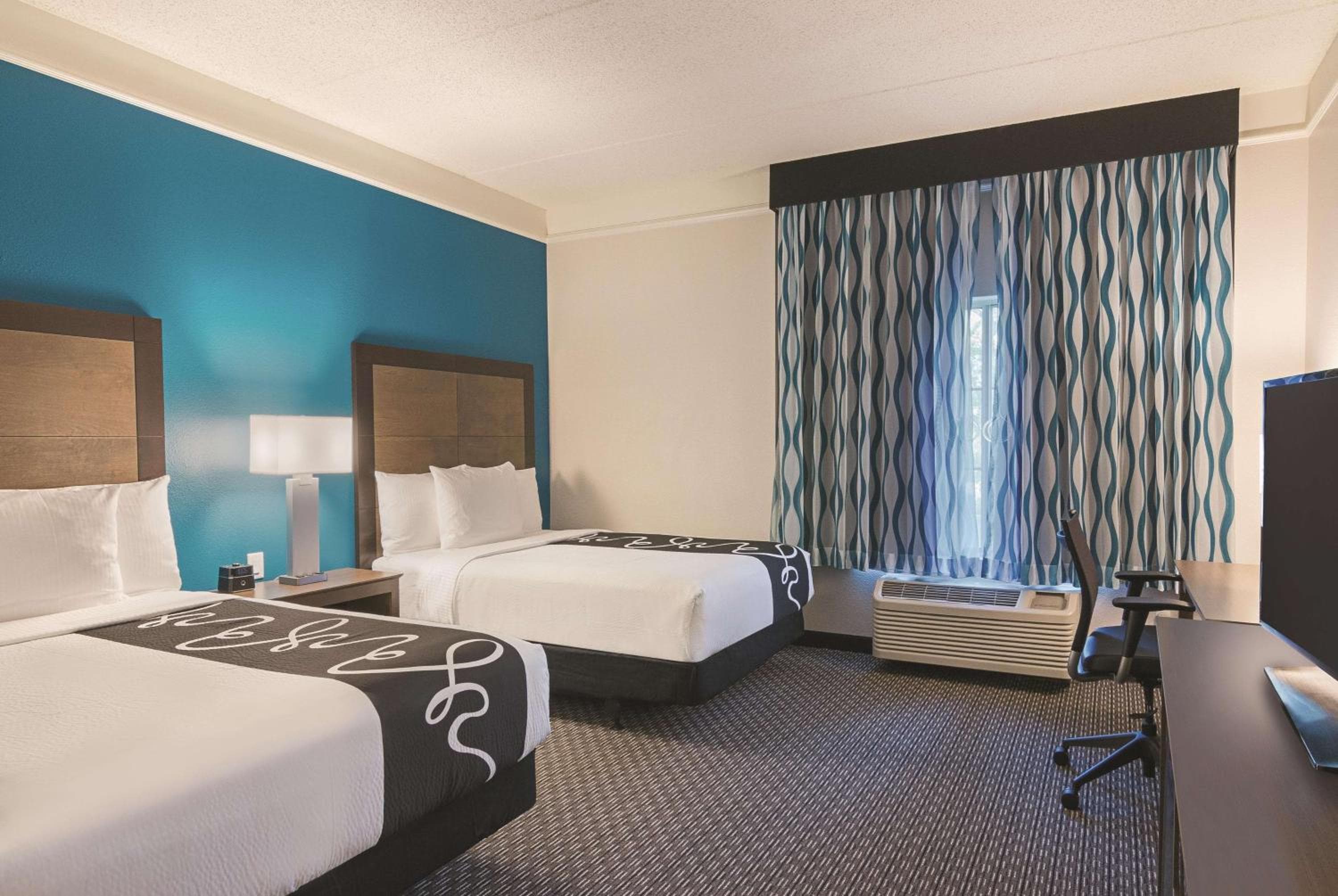 La Quinta by Wyndham Orlando UCF — 27