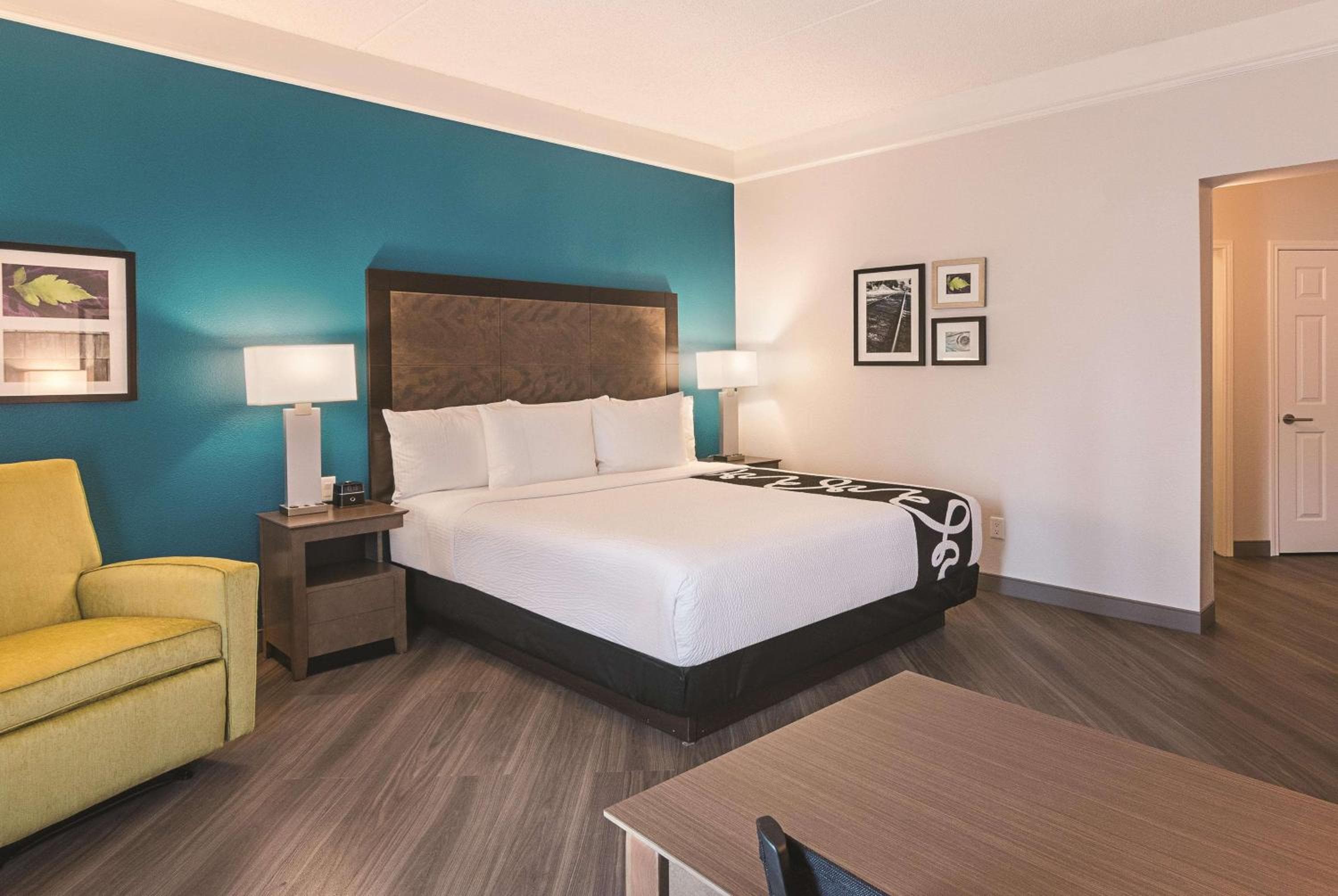 La Quinta by Wyndham Orlando UCF — 16
