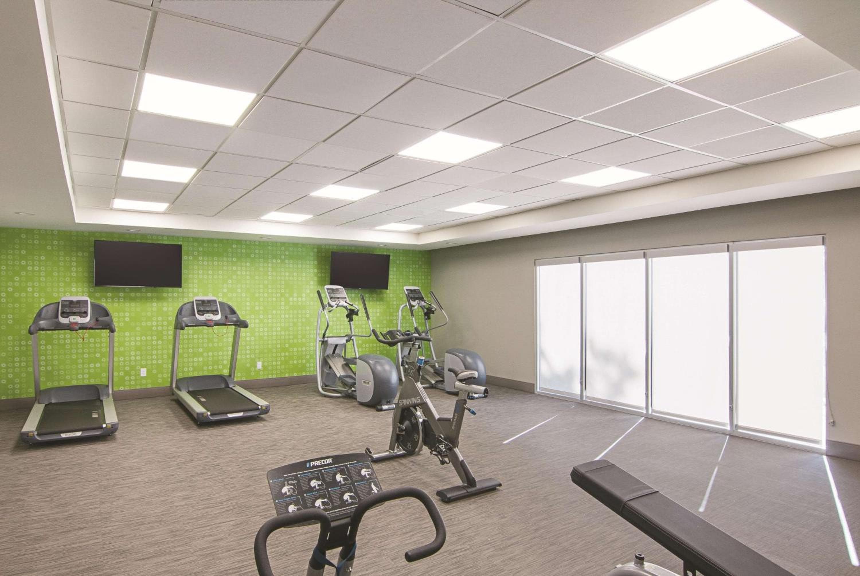 La Quinta by Wyndham Orlando UCF — 12