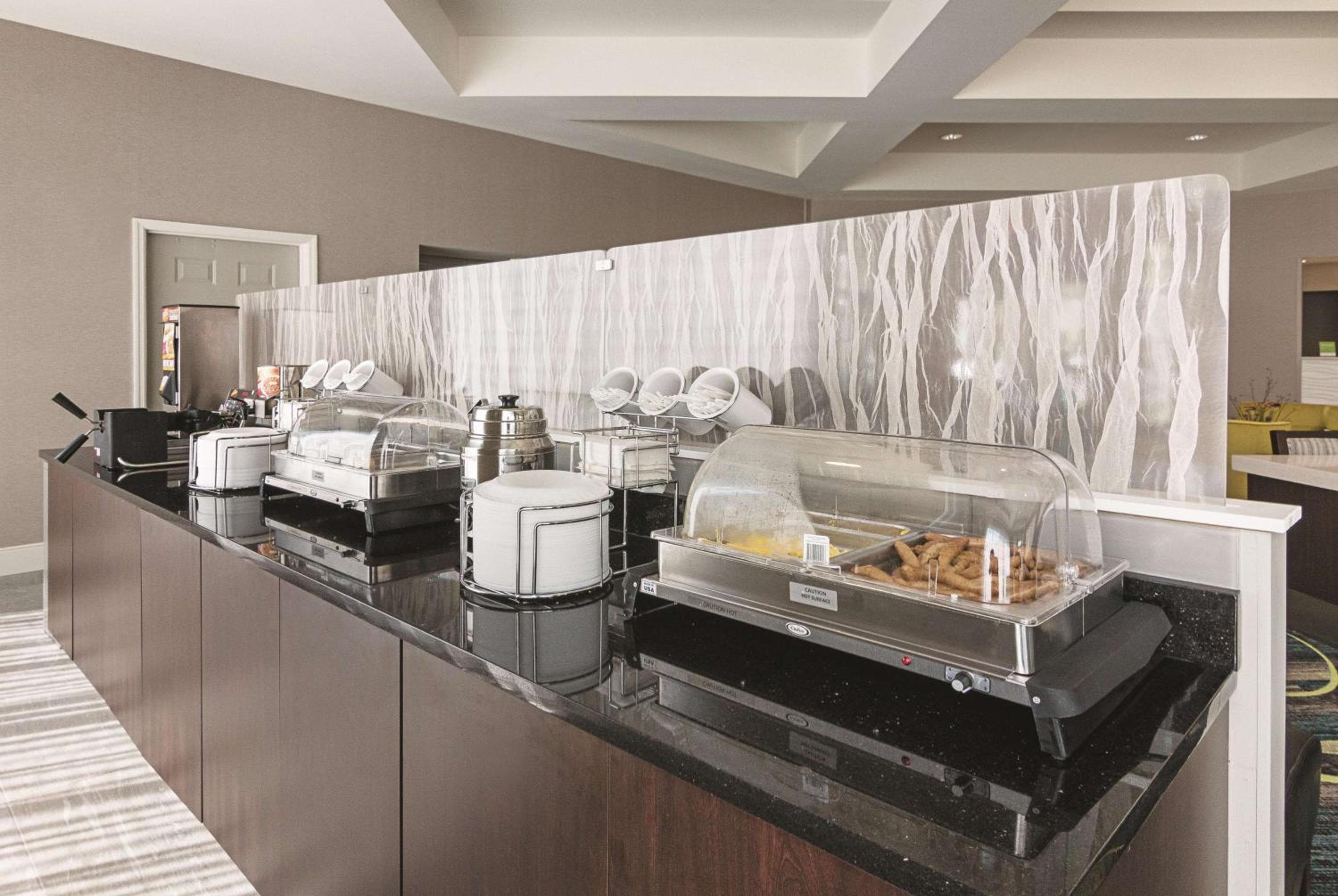 La Quinta by Wyndham Orlando UCF — 26