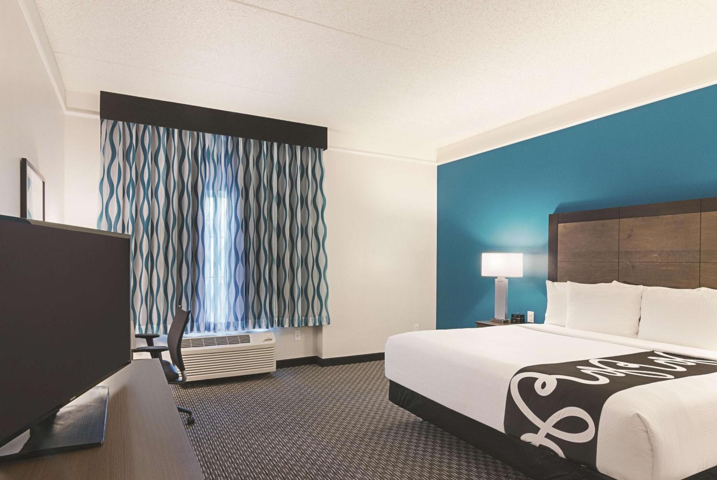 La Quinta by Wyndham Orlando UCF — 18