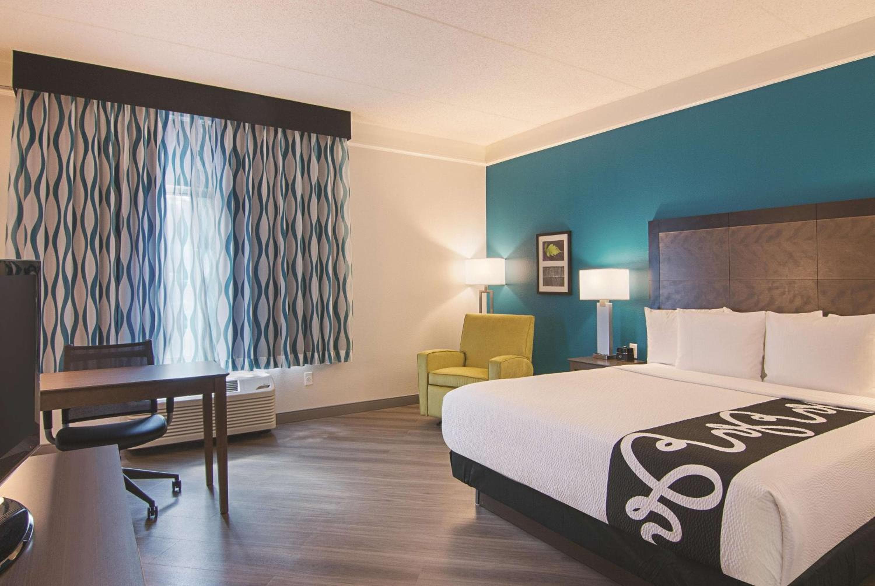 La Quinta by Wyndham Orlando UCF — 22