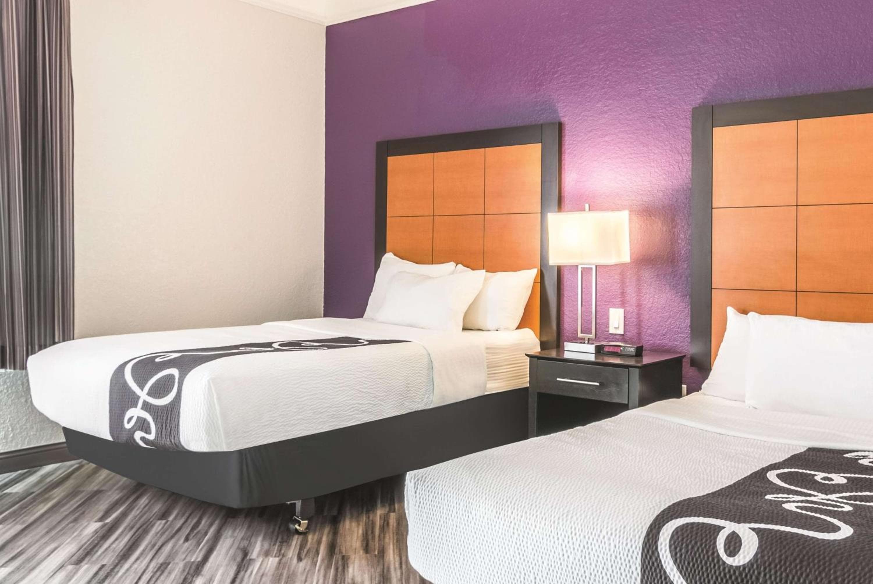 La Quinta by Wyndham Orlando Airport - On Property Food Trucks & Free Airport Shuttle! — 10