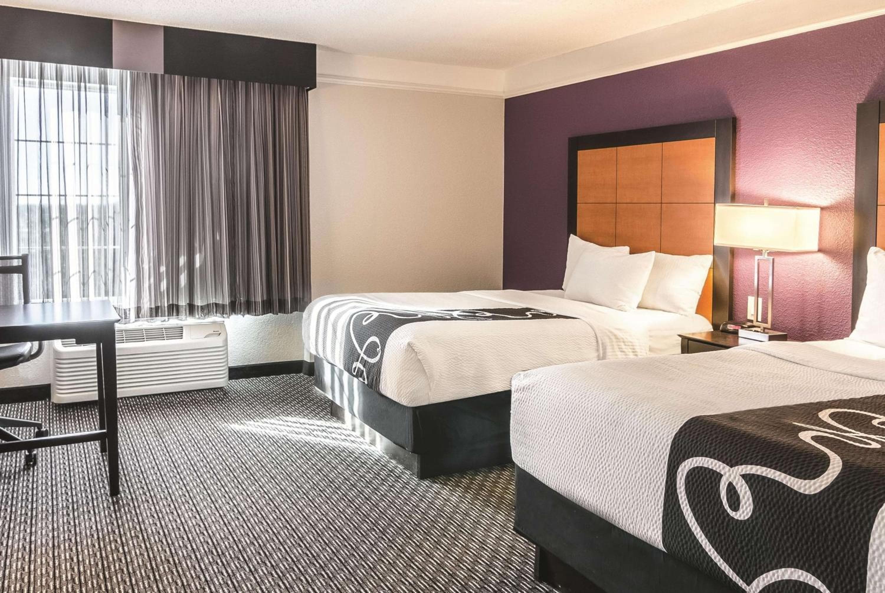 La Quinta by Wyndham Orlando Airport - On Property Food Trucks & Free Airport Shuttle! — 18
