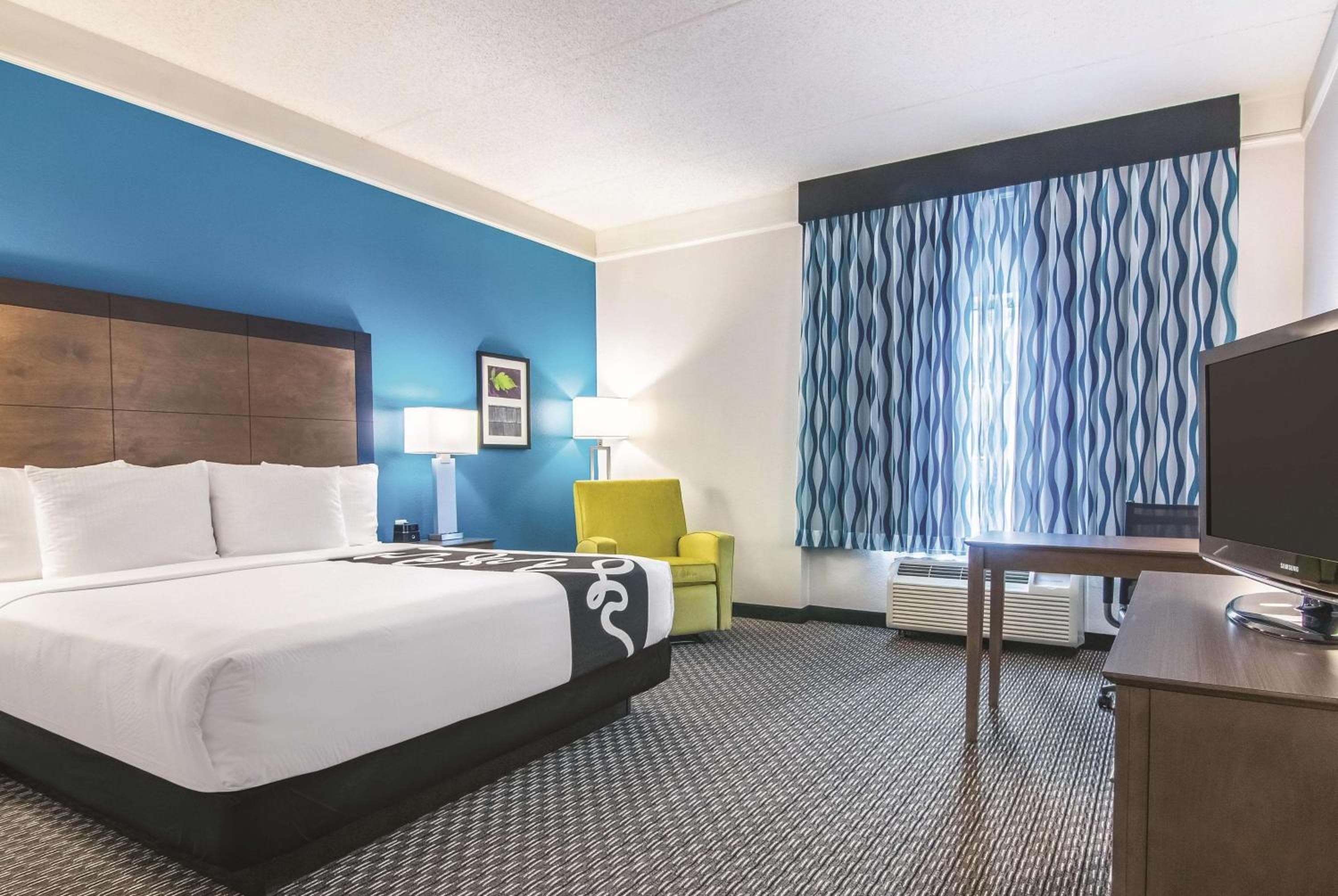 La Quinta by Wyndham Orlando UCF — 7