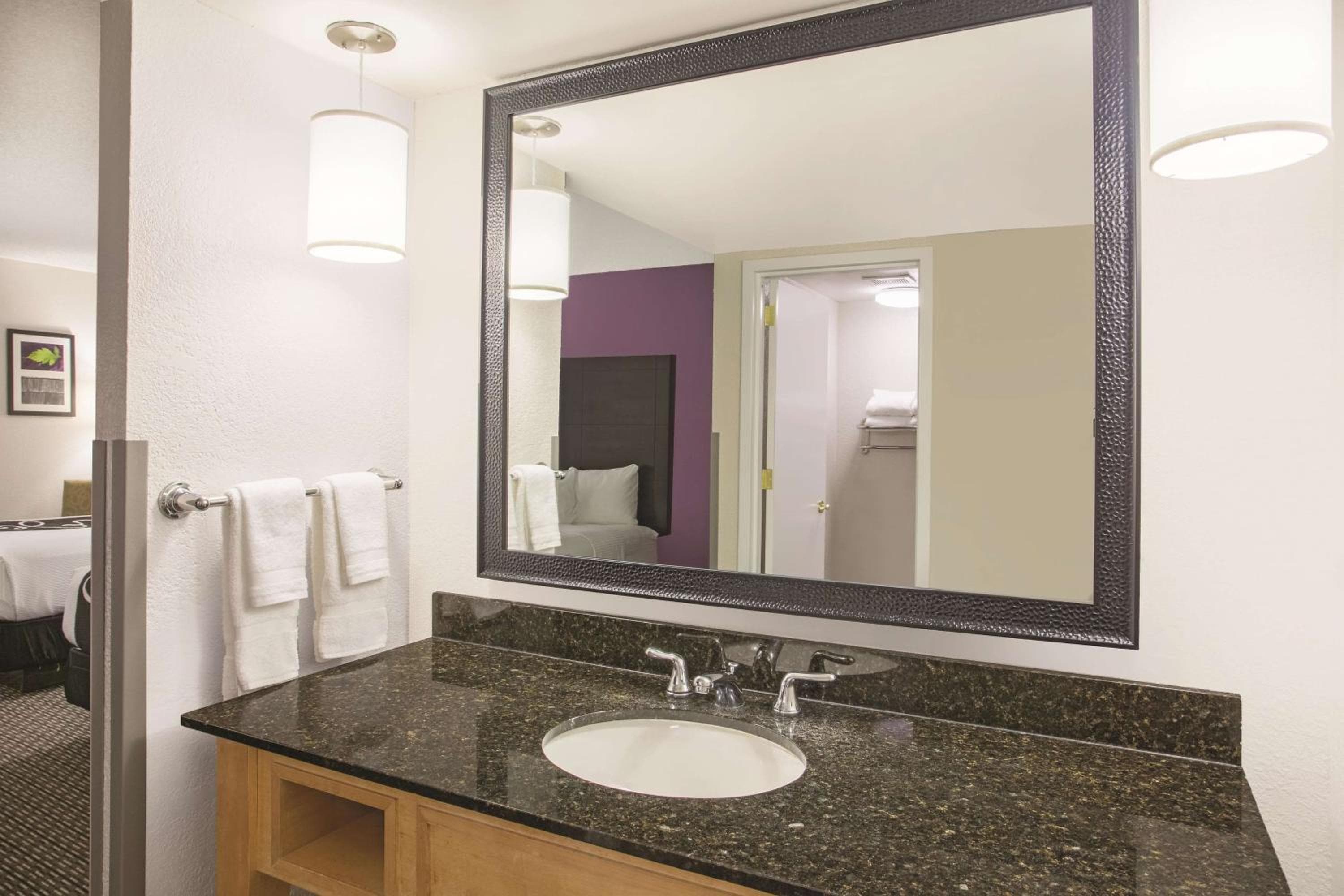 La Quinta by Wyndham Fort Lauderdale Tamarac — 21