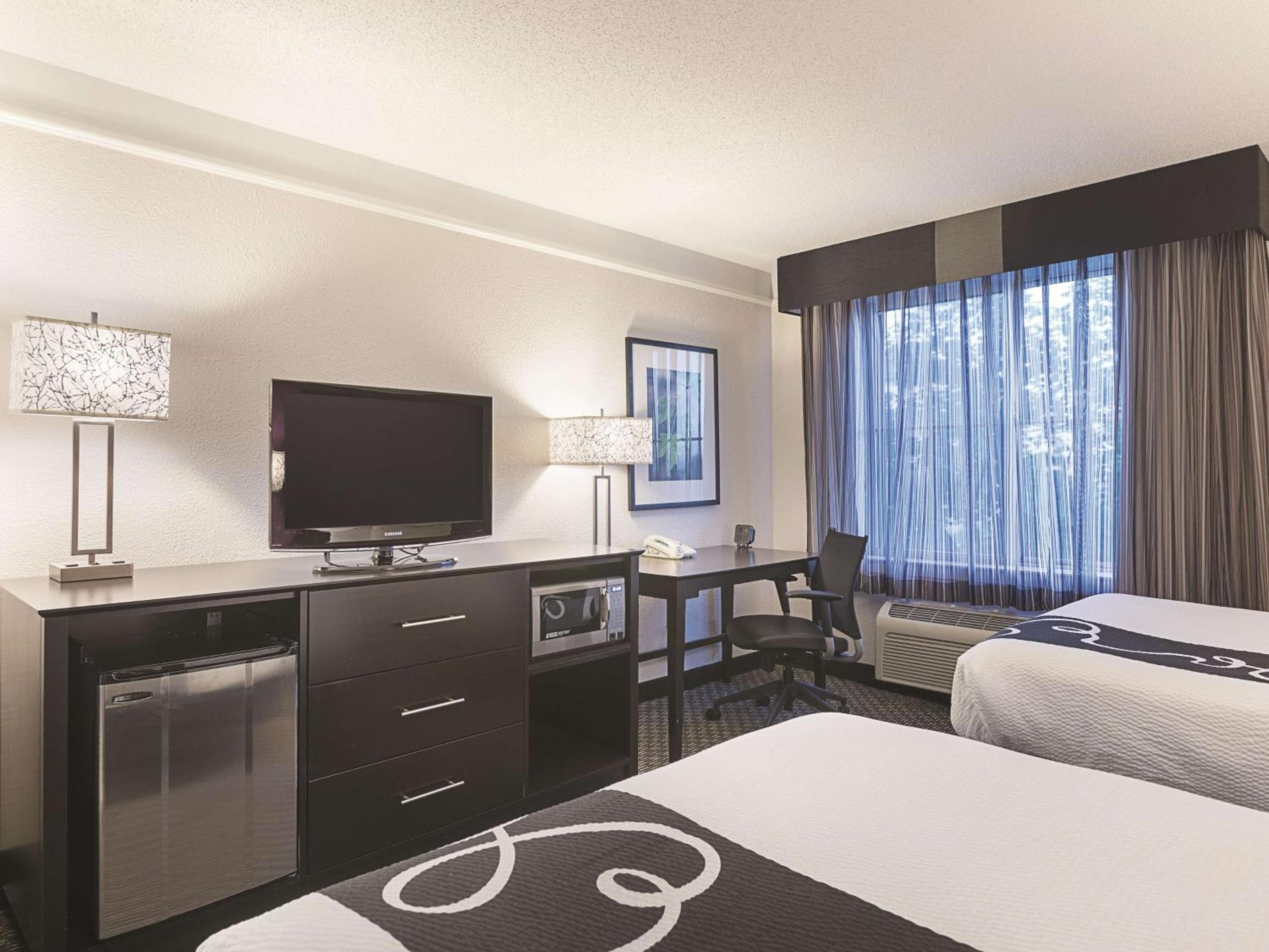 La Quinta by Wyndham Fort Lauderdale Tamarac — 24