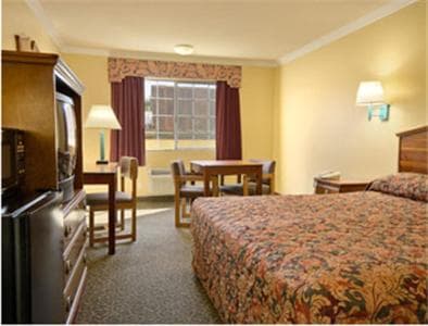 Super 8 by Wyndham Los Ángeles Centro — 15