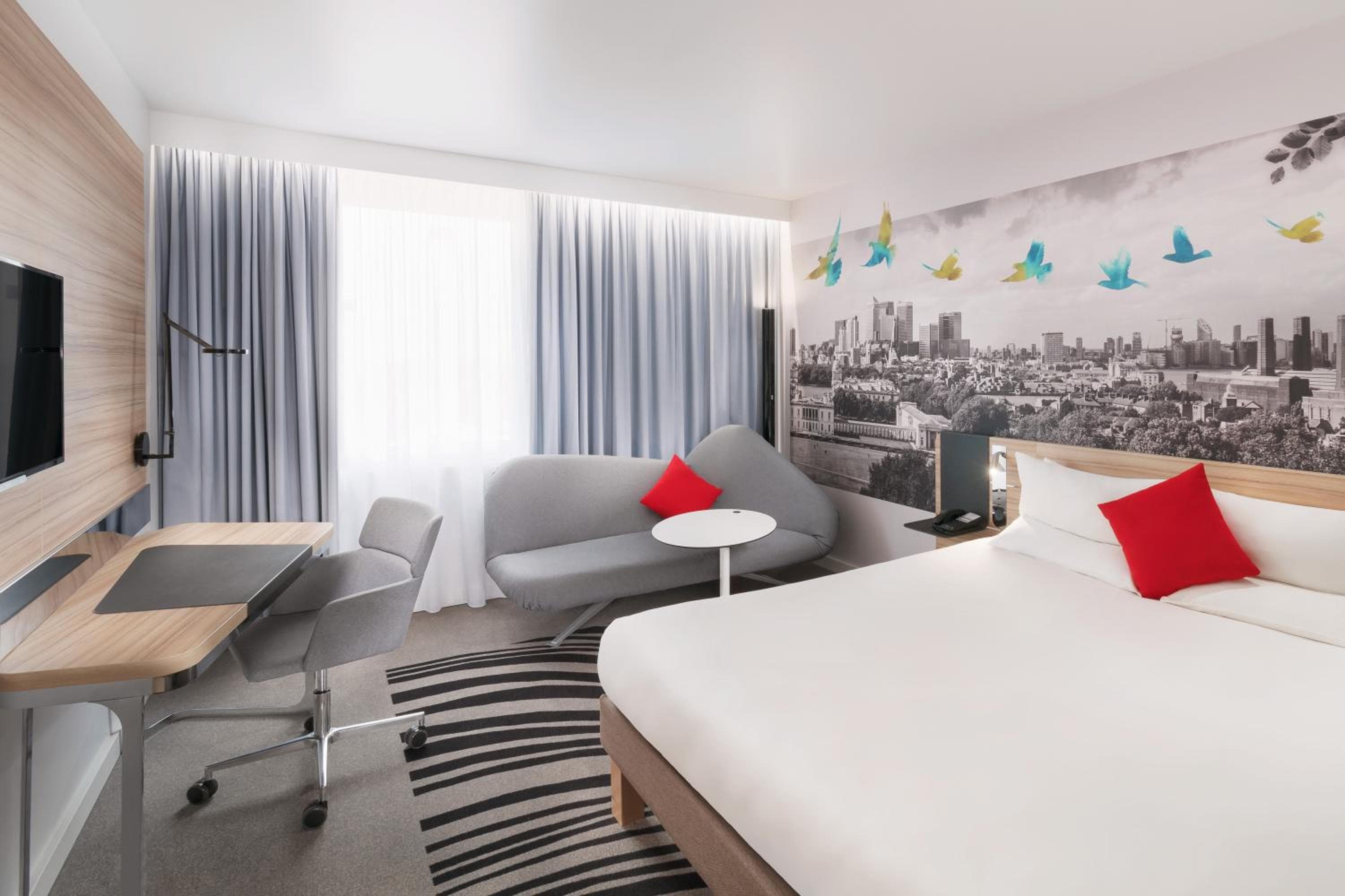 Novotel London Excel — 23
