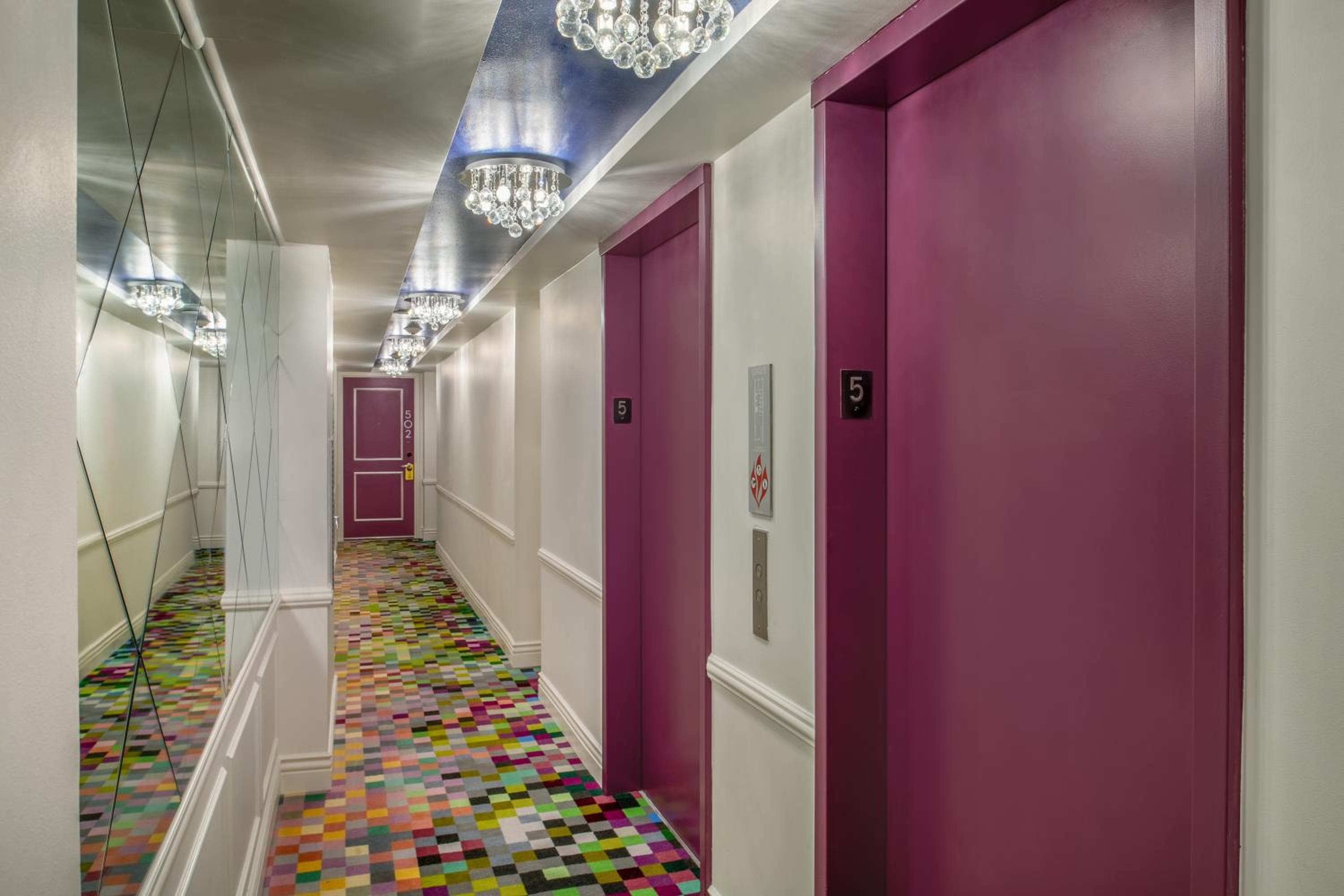 Staypineapple, un hotel artístico, Midtown Nueva York — 30