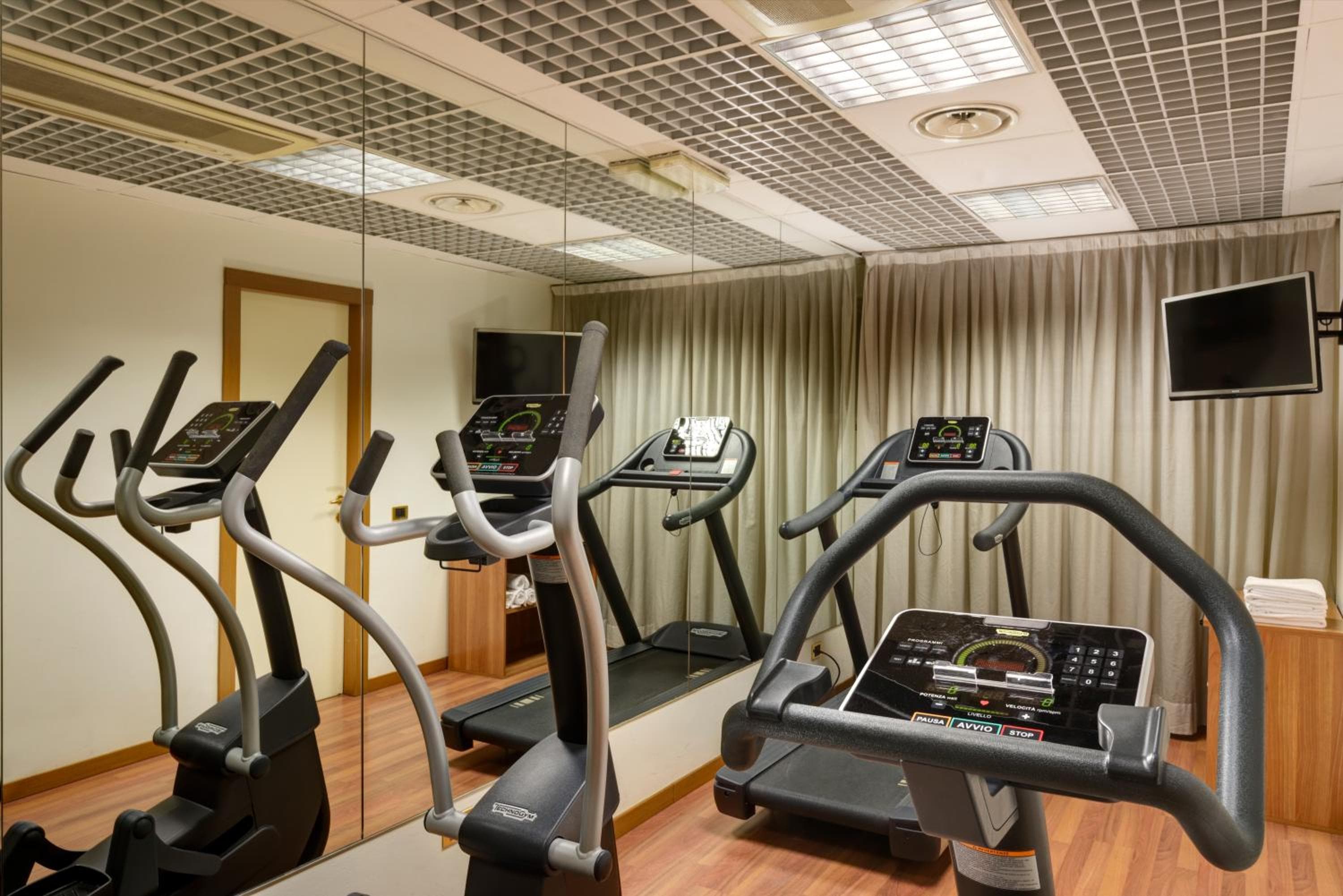 UNA Hotels Scandinavia Milano — 24