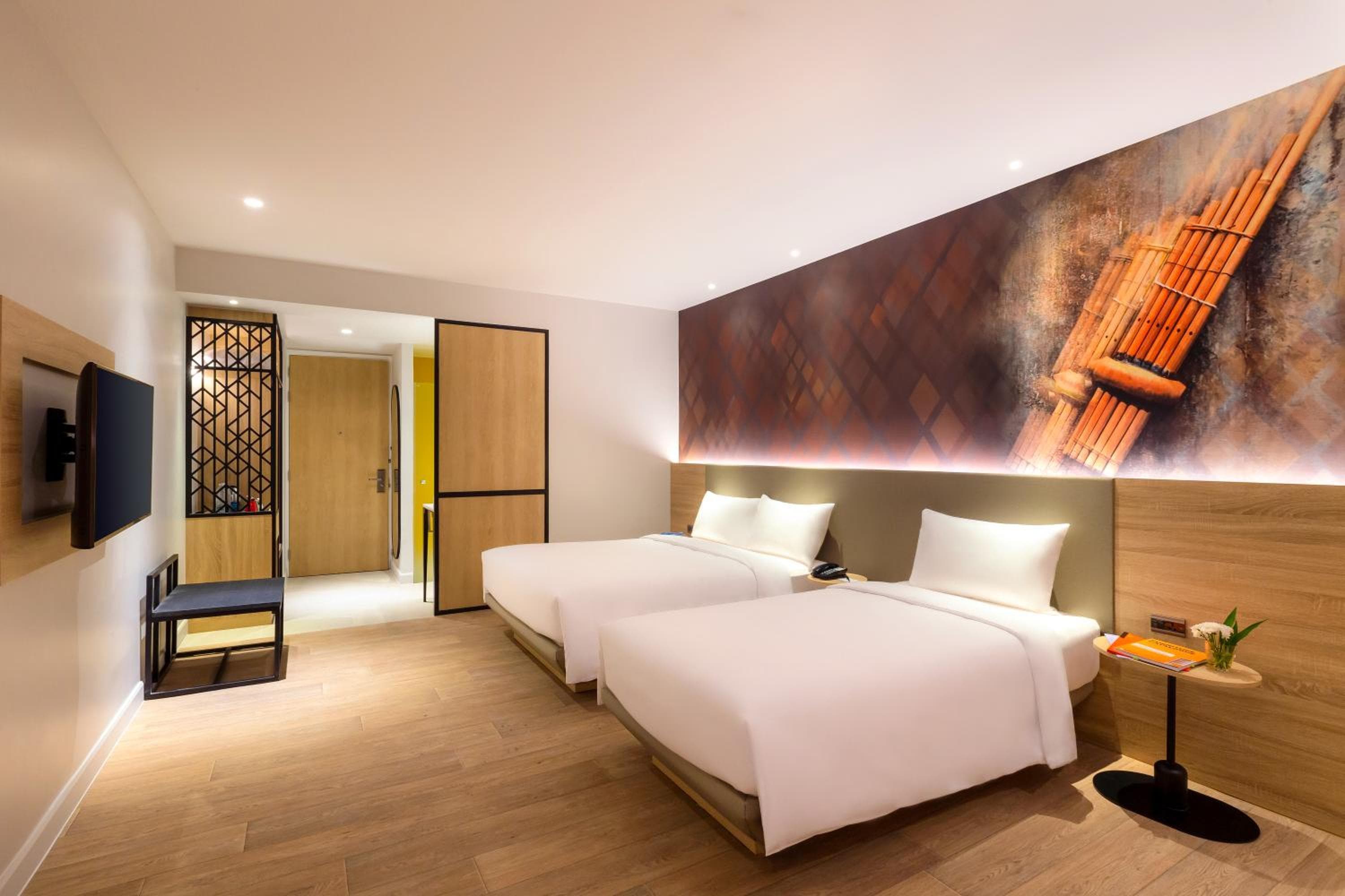 ibis Styles Bangkok Ratchada — 16