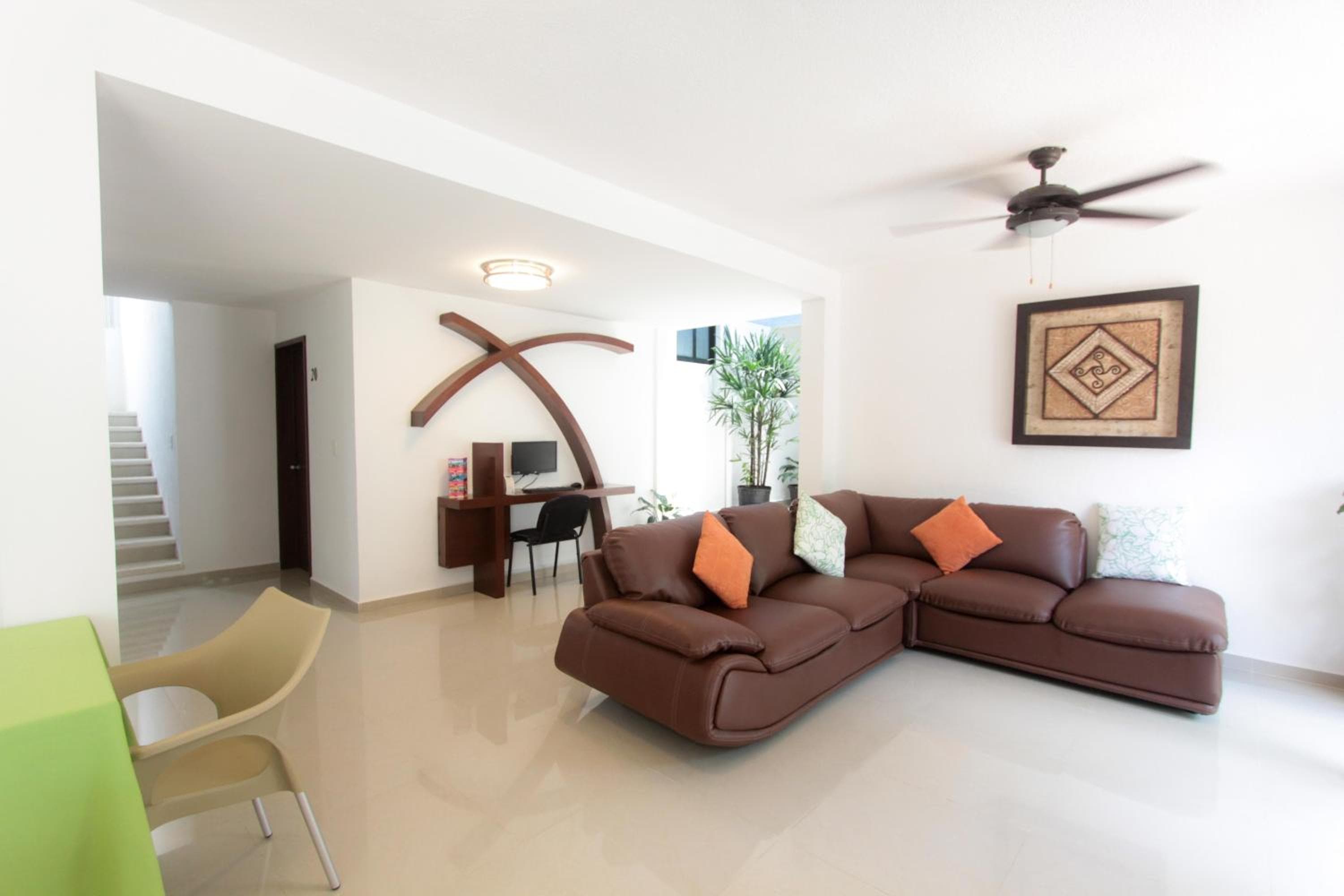 Hotel Los Girasoles — 19