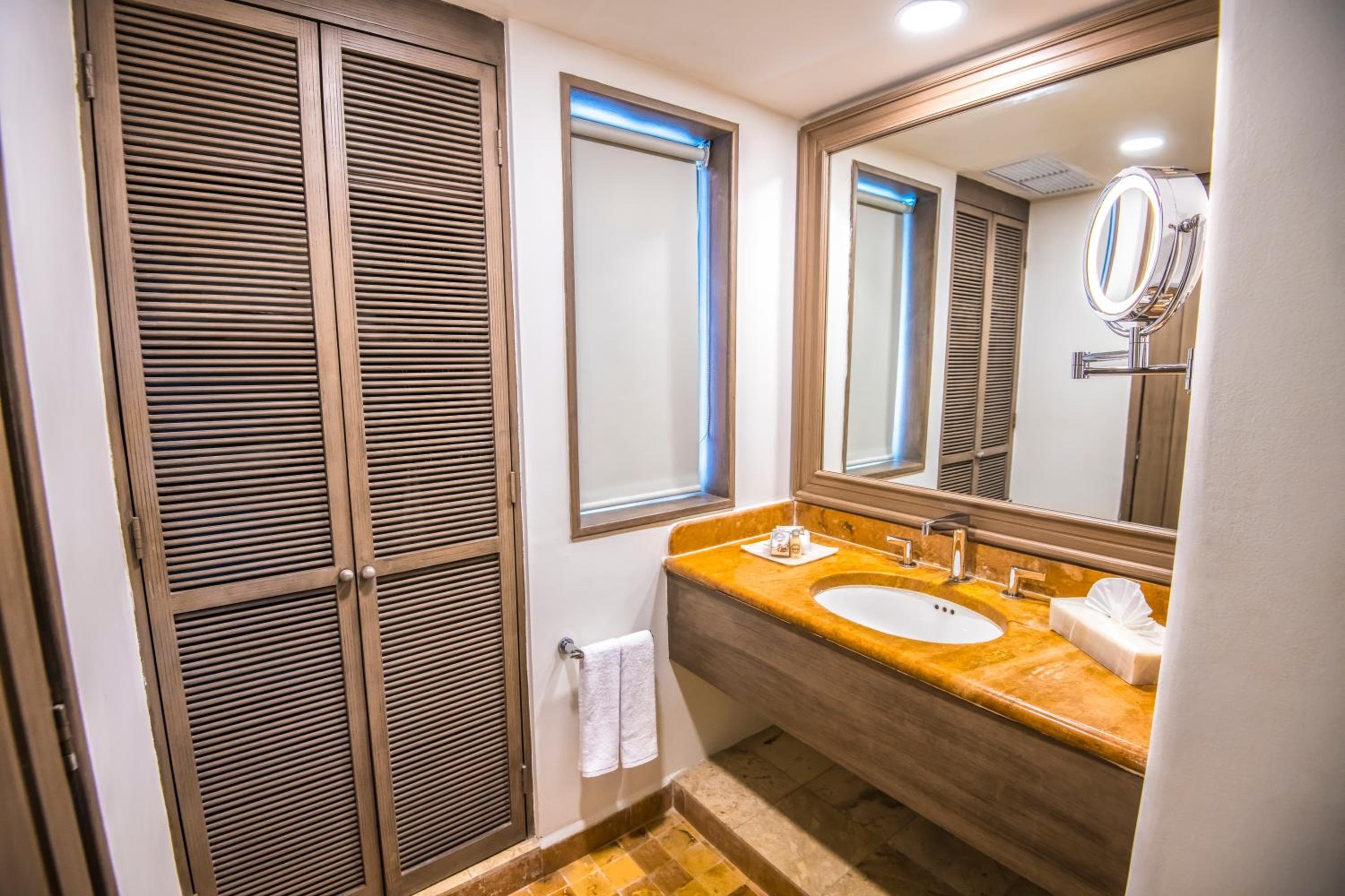 Wyndham Alltra Playa del Carmen Solo Adultos Todo Incluido — 26