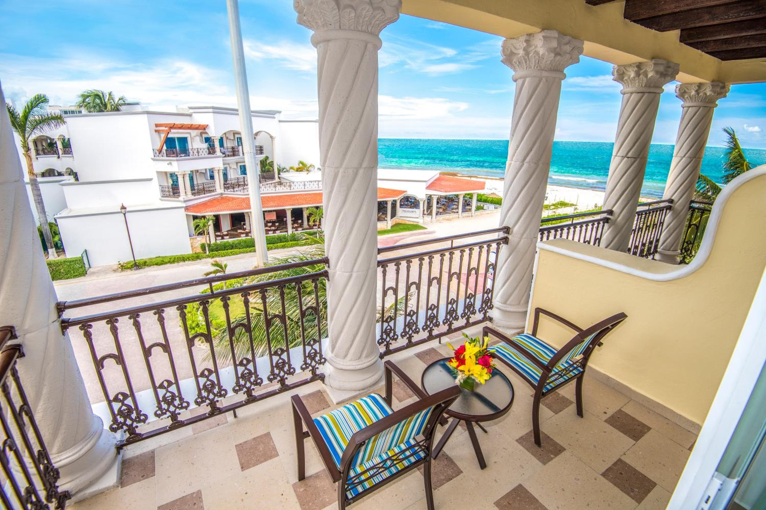 Wyndham Alltra Playa del Carmen Solo Adultos Todo Incluido — 23