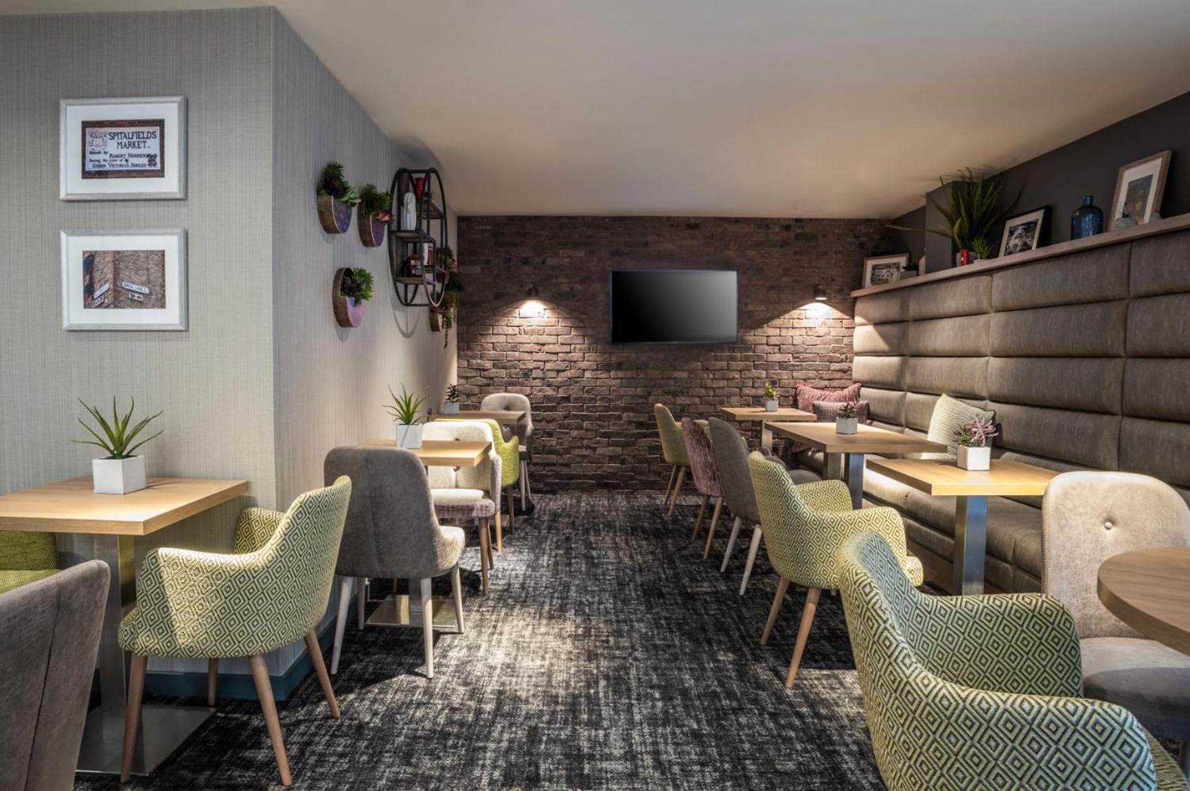 Hotel Point A London Liverpool Street — 9
