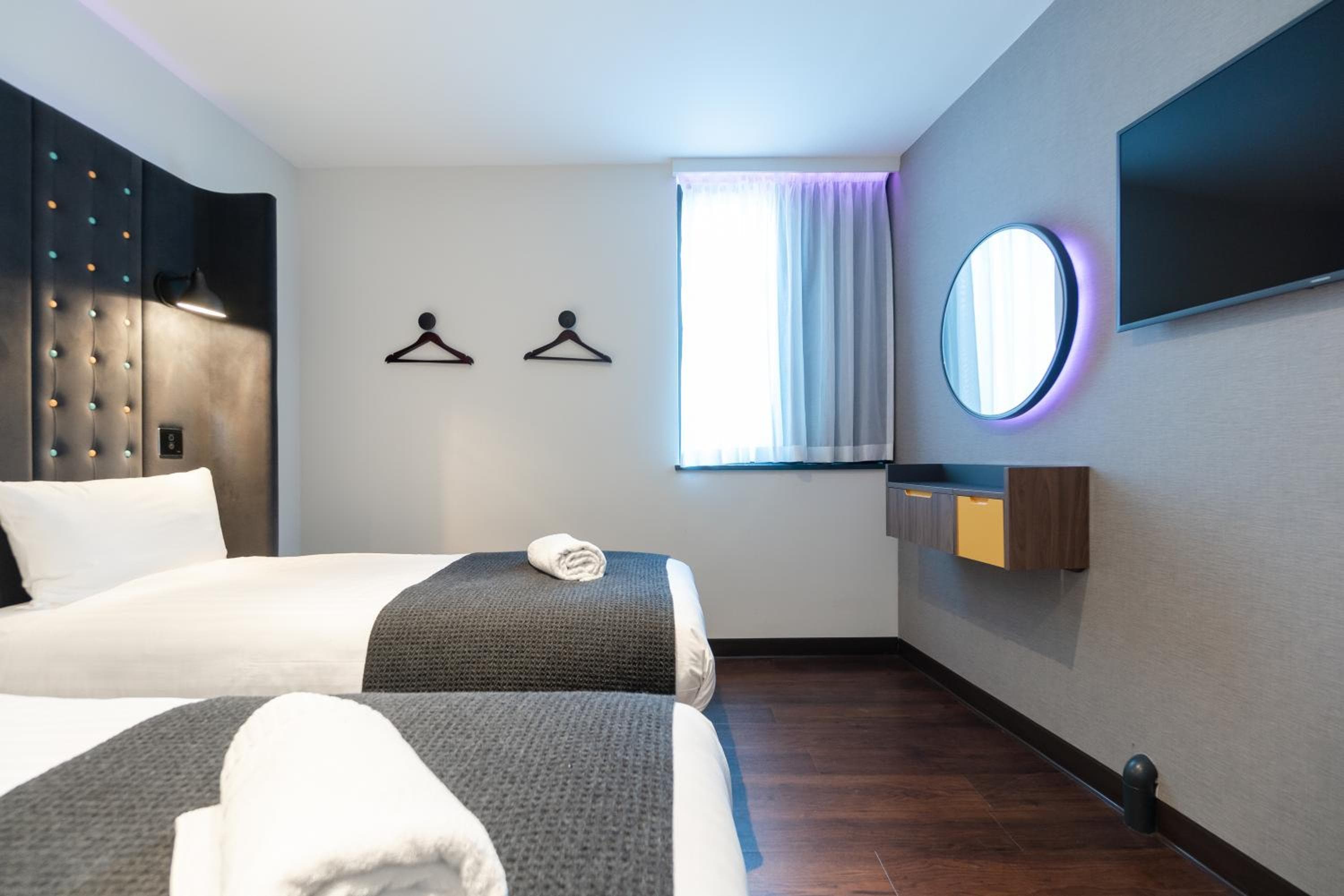 Hotel Point A London Liverpool Street — 8
