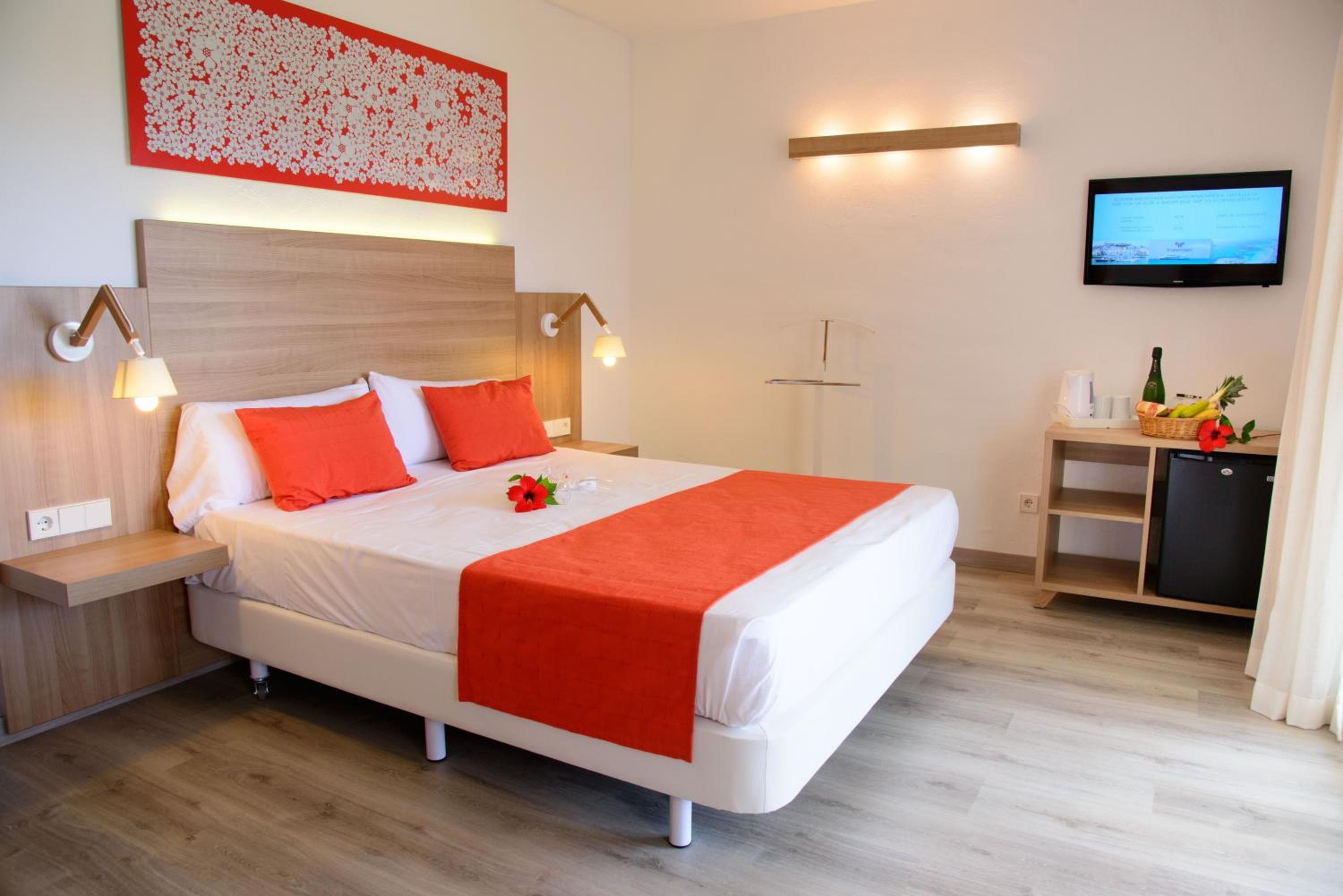 Cala Llenya Resort Ibiza — 19