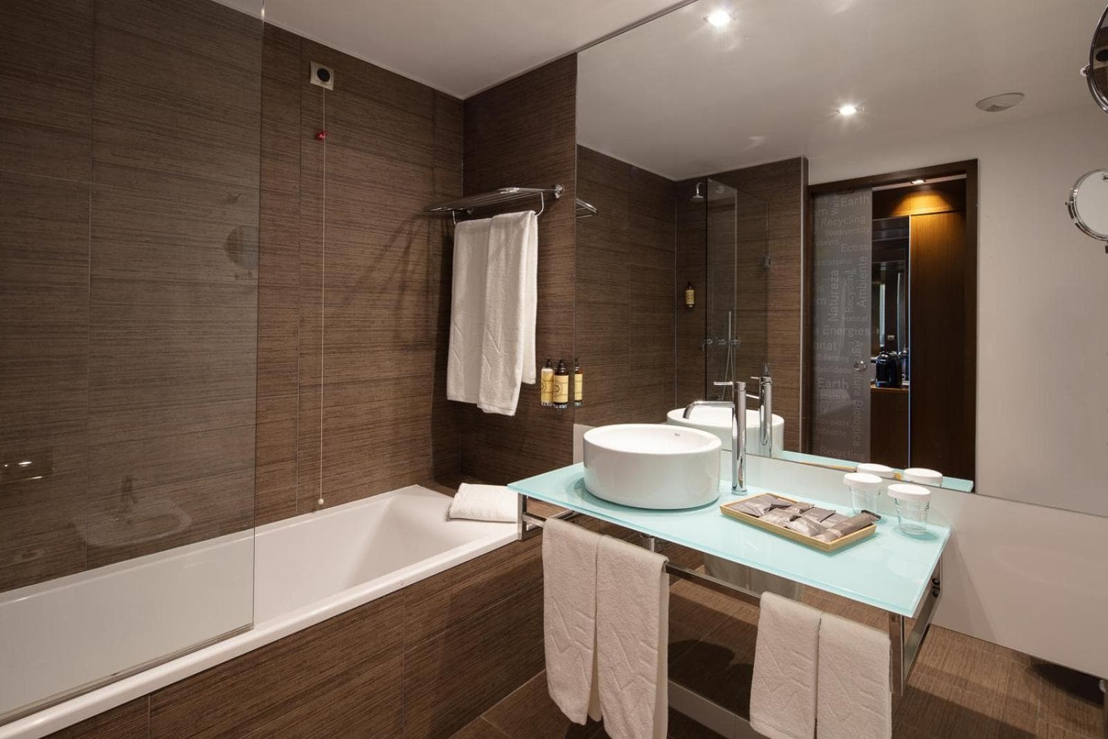 NEYA Lisboa Hotel — 5