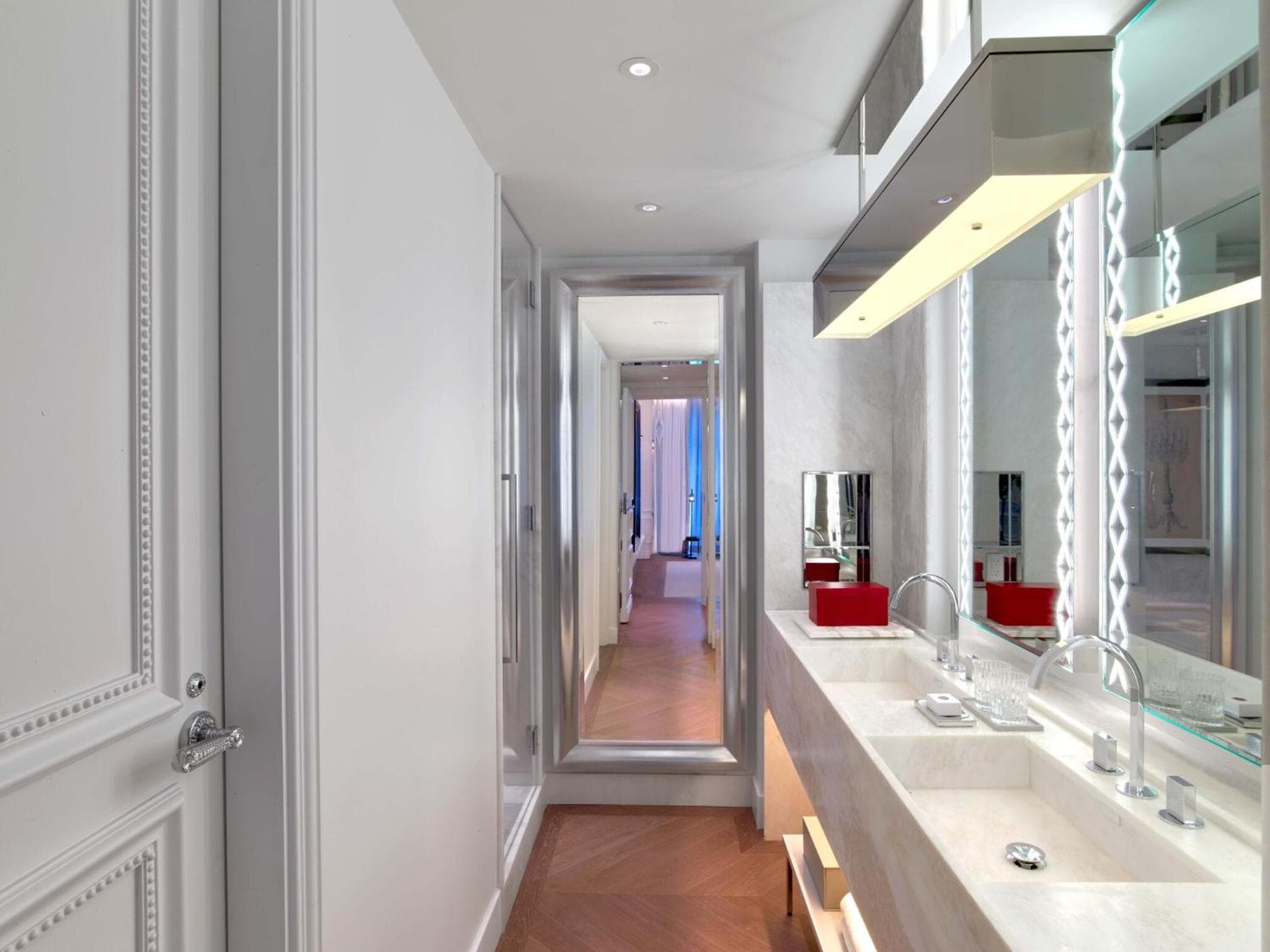 Baccarat Hotel y residencias Nueva York — 15