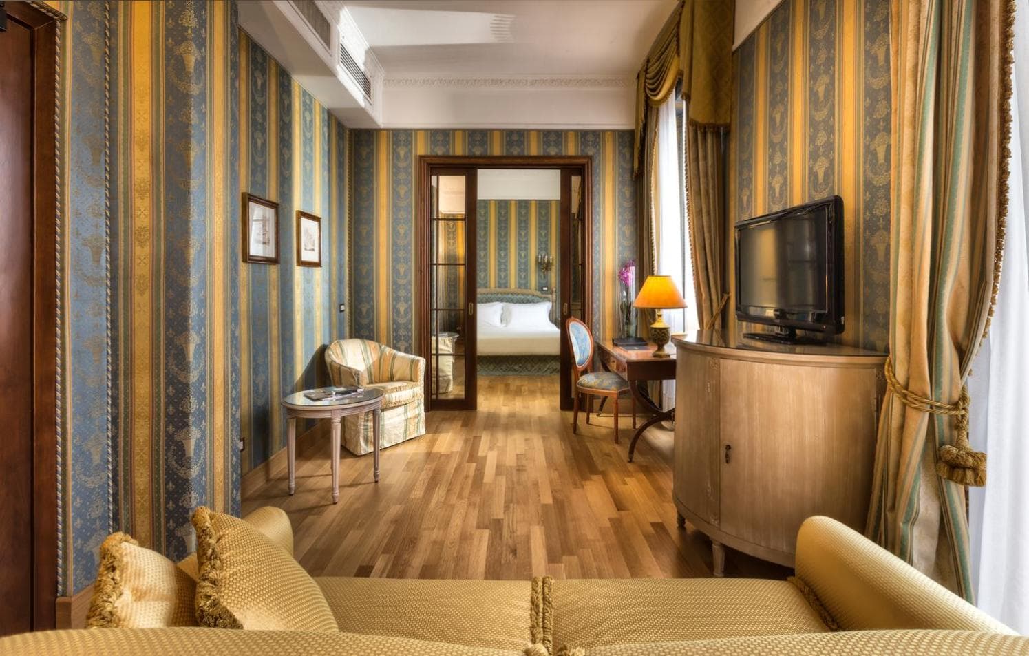 Hotel Sina De La Ville — 4