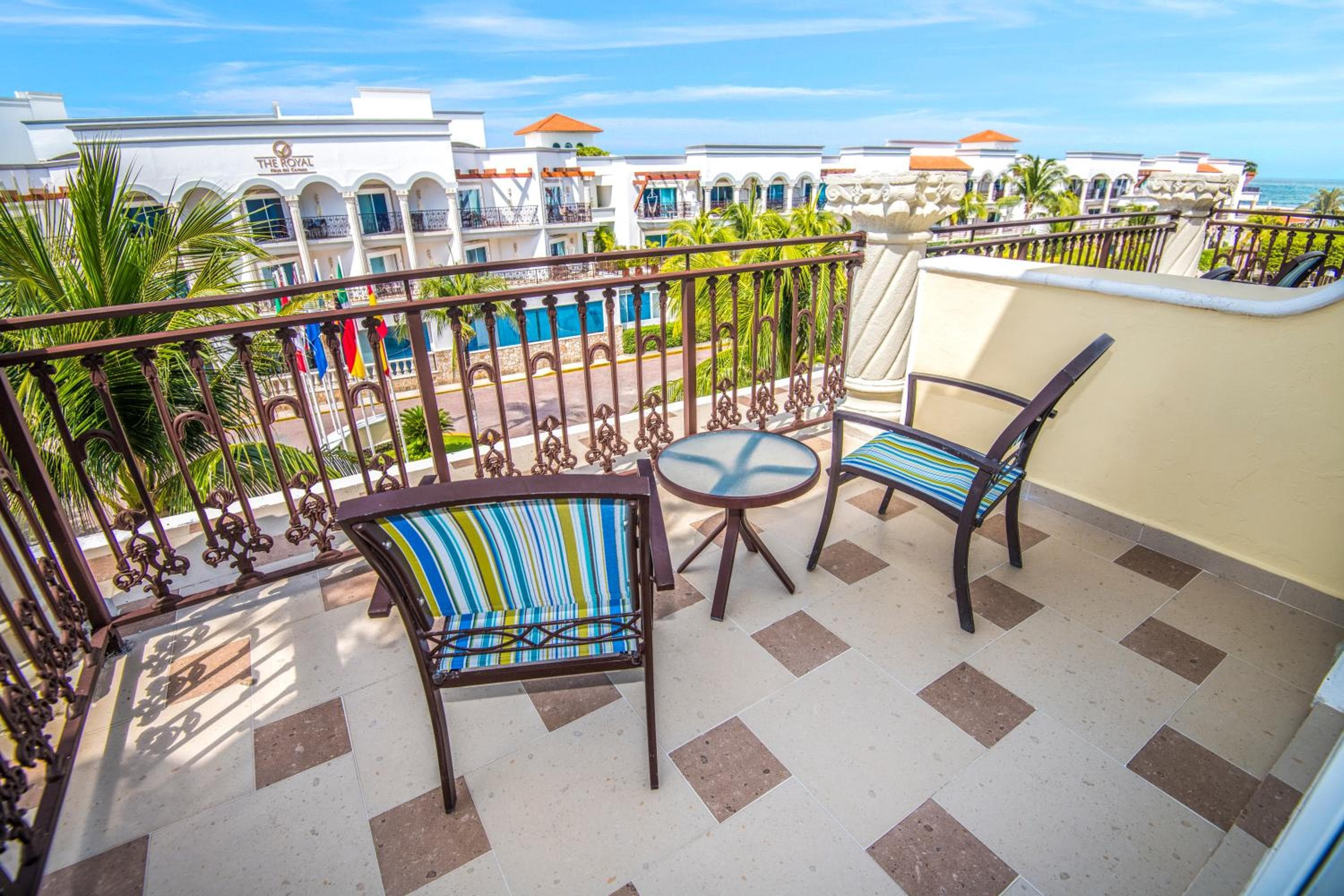 Wyndham Alltra Playa del Carmen Solo Adultos Todo Incluido — 17