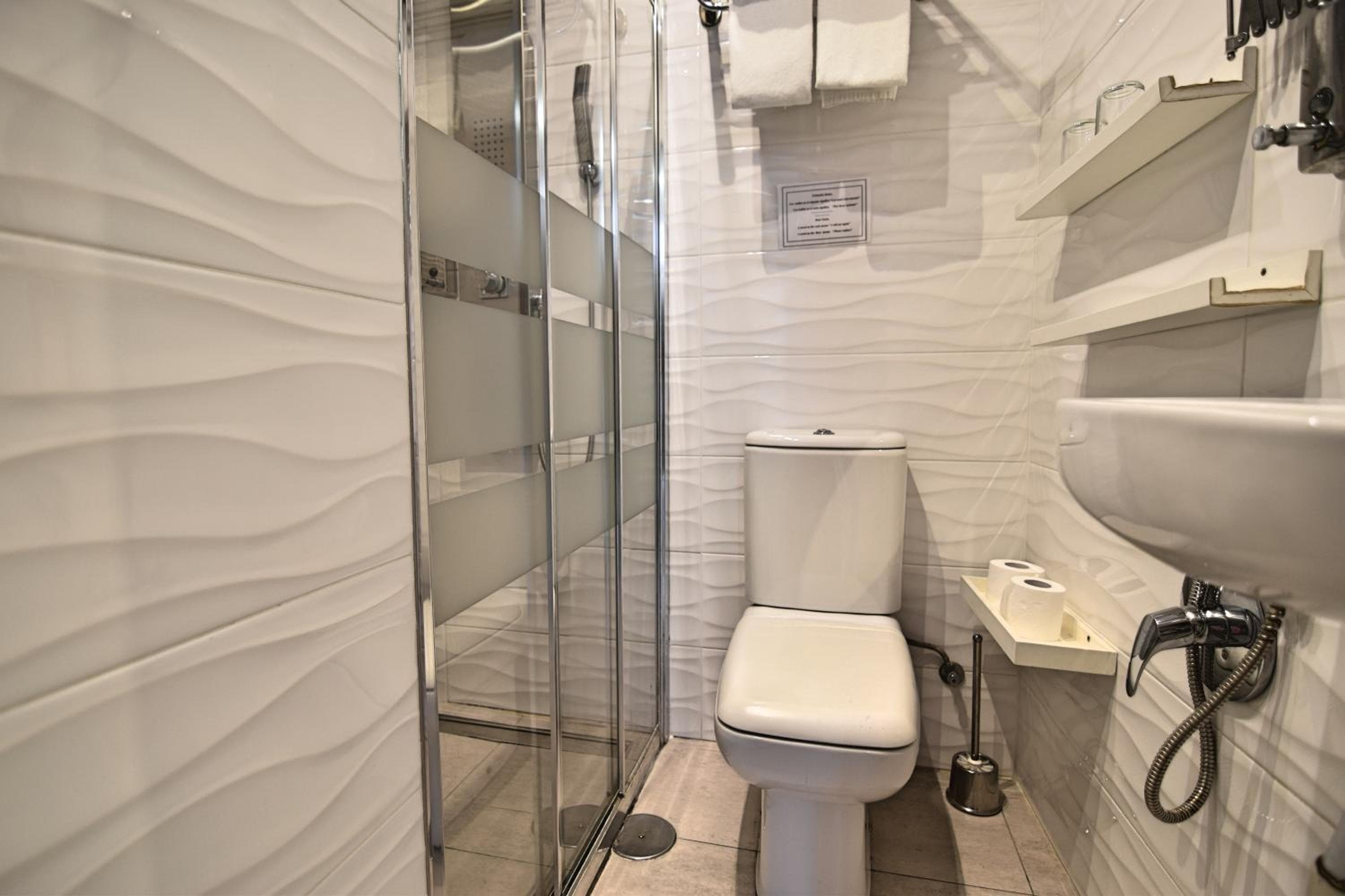 Apartamentos Marques De La Merced — 25