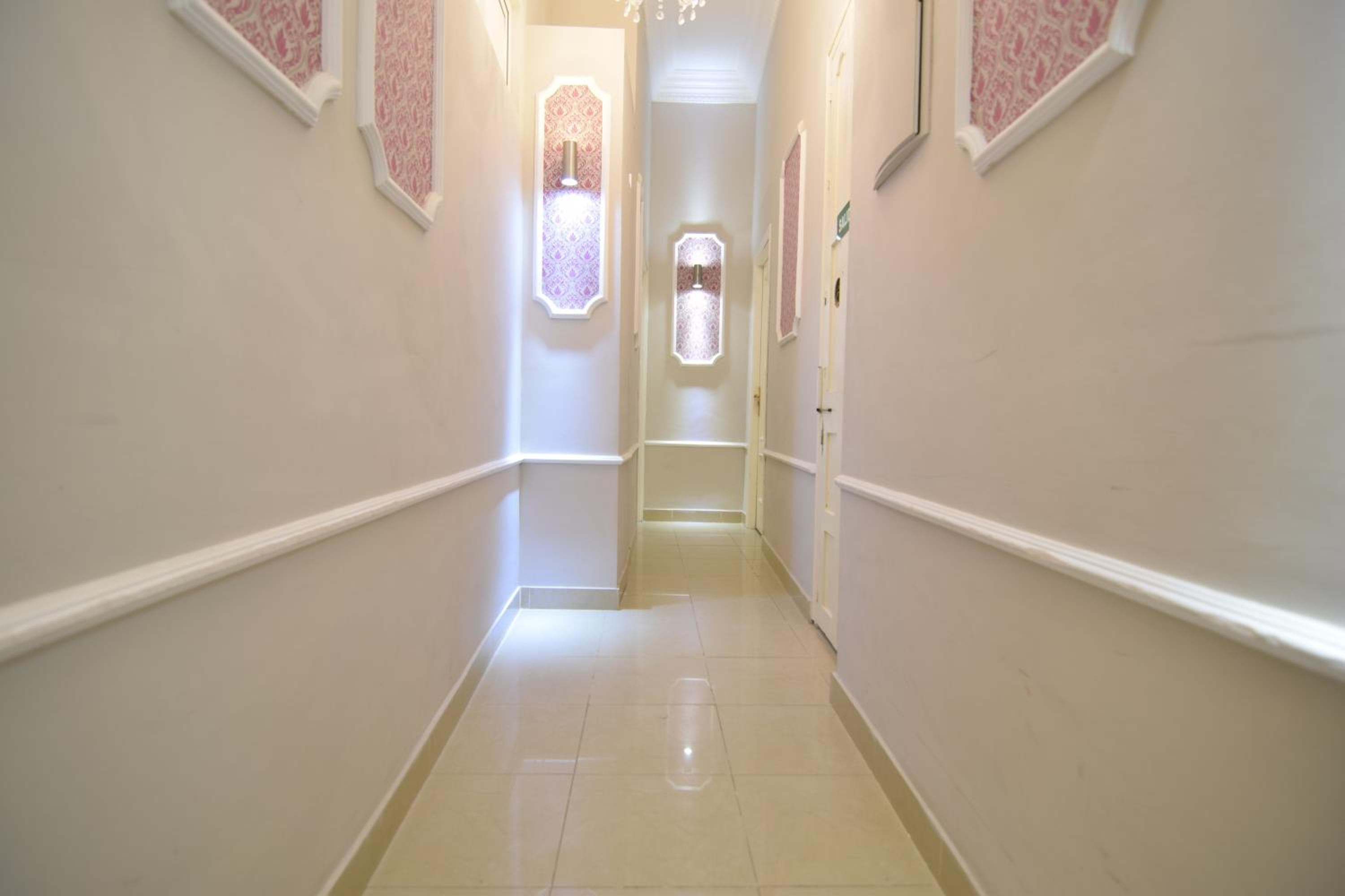 Apartamentos Marques De La Merced — 18